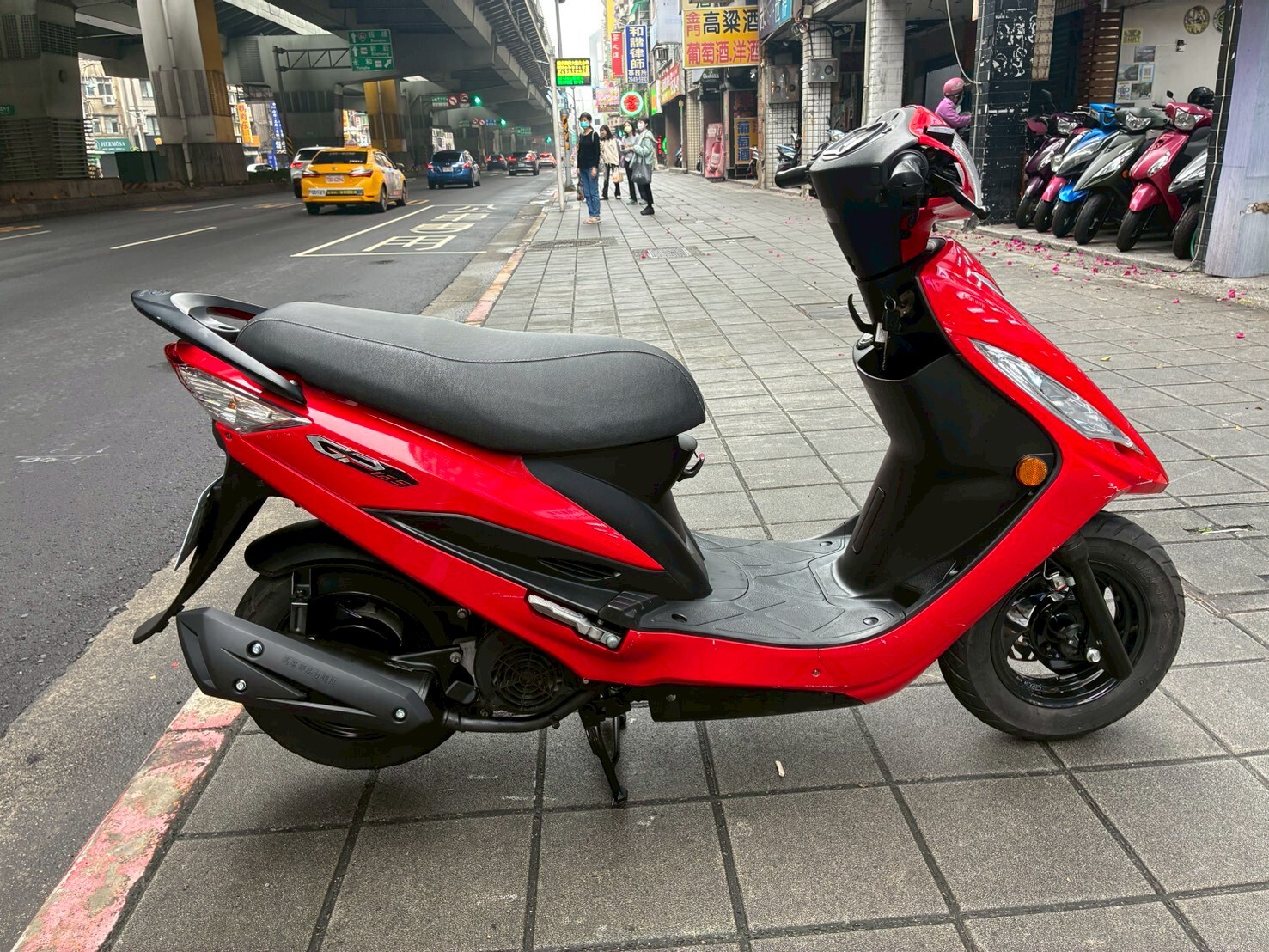 LINE_ALBUM_GP 125 ABS_2620 $38000_260329_5