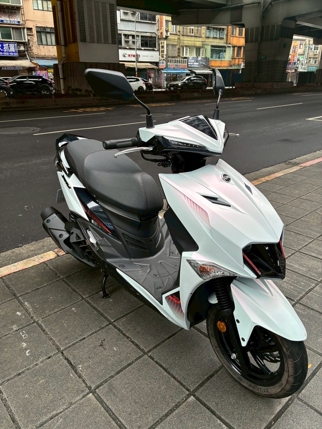 LINE_ALBUM_2024 JET SL 158 _9775 $88000_260329_2