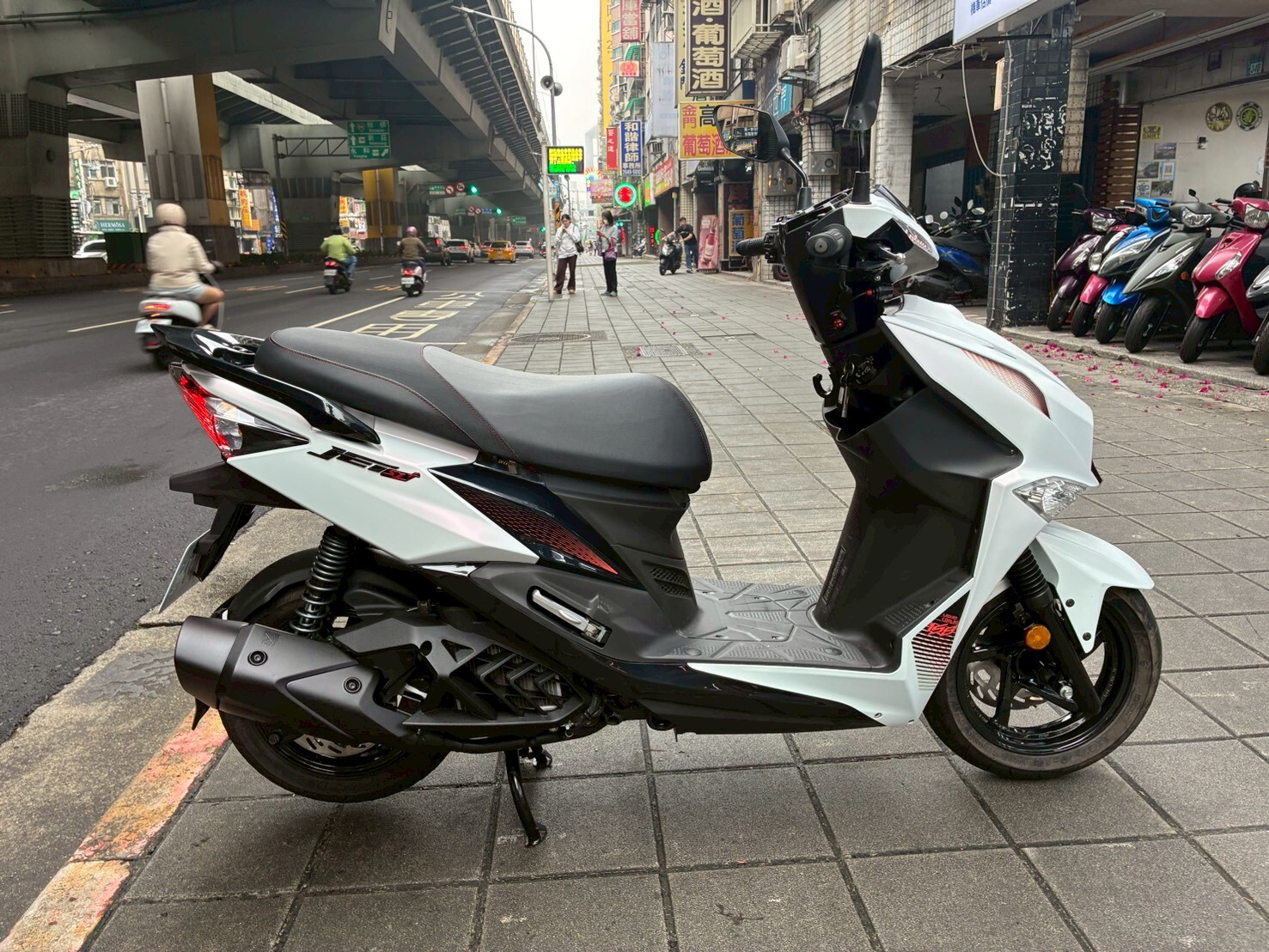 LINE_ALBUM_2024 JET SL 158 _9775 $88000_260329_5