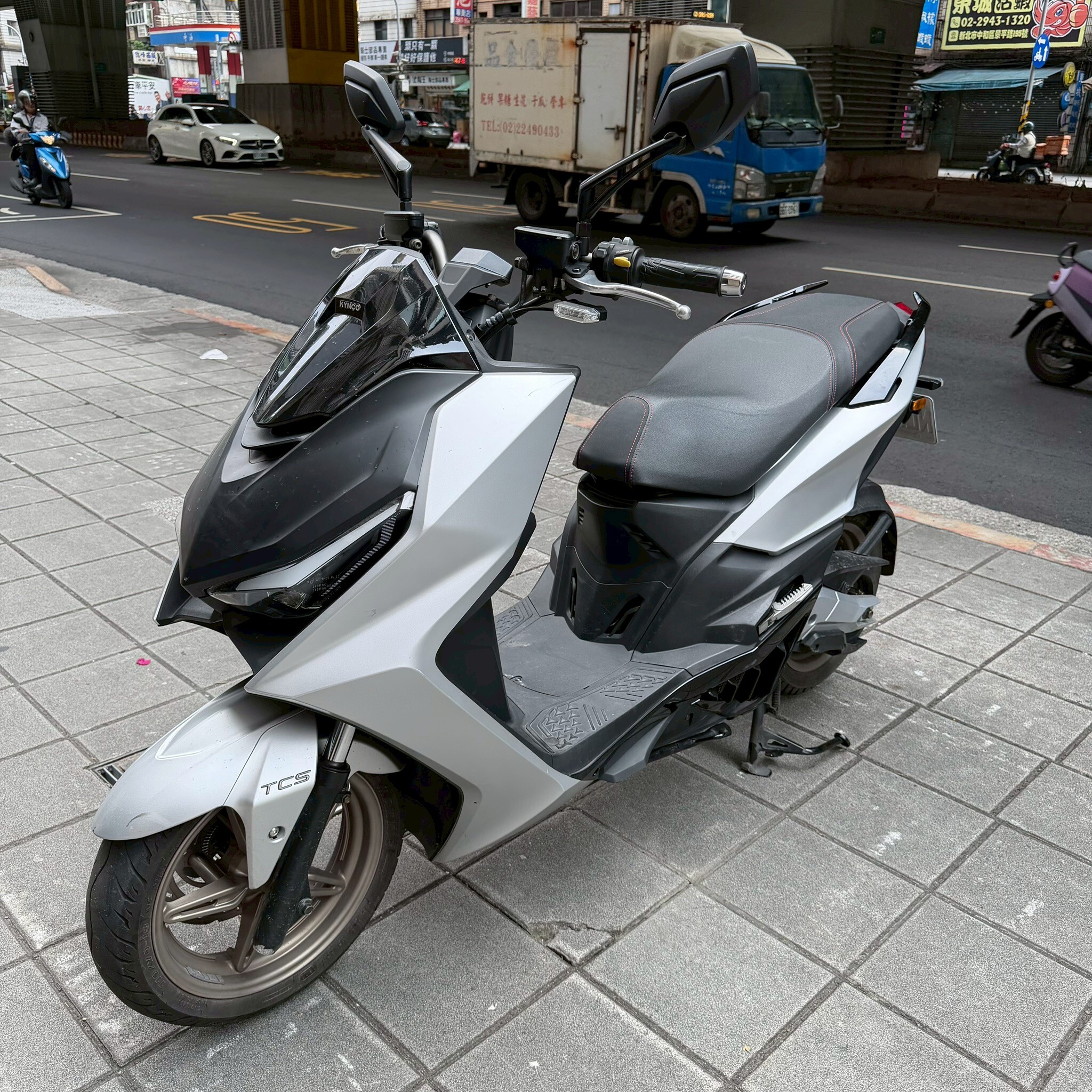 LINE_ALBUM_2022 KRV 180 TCS_7782 $70000_260329_2