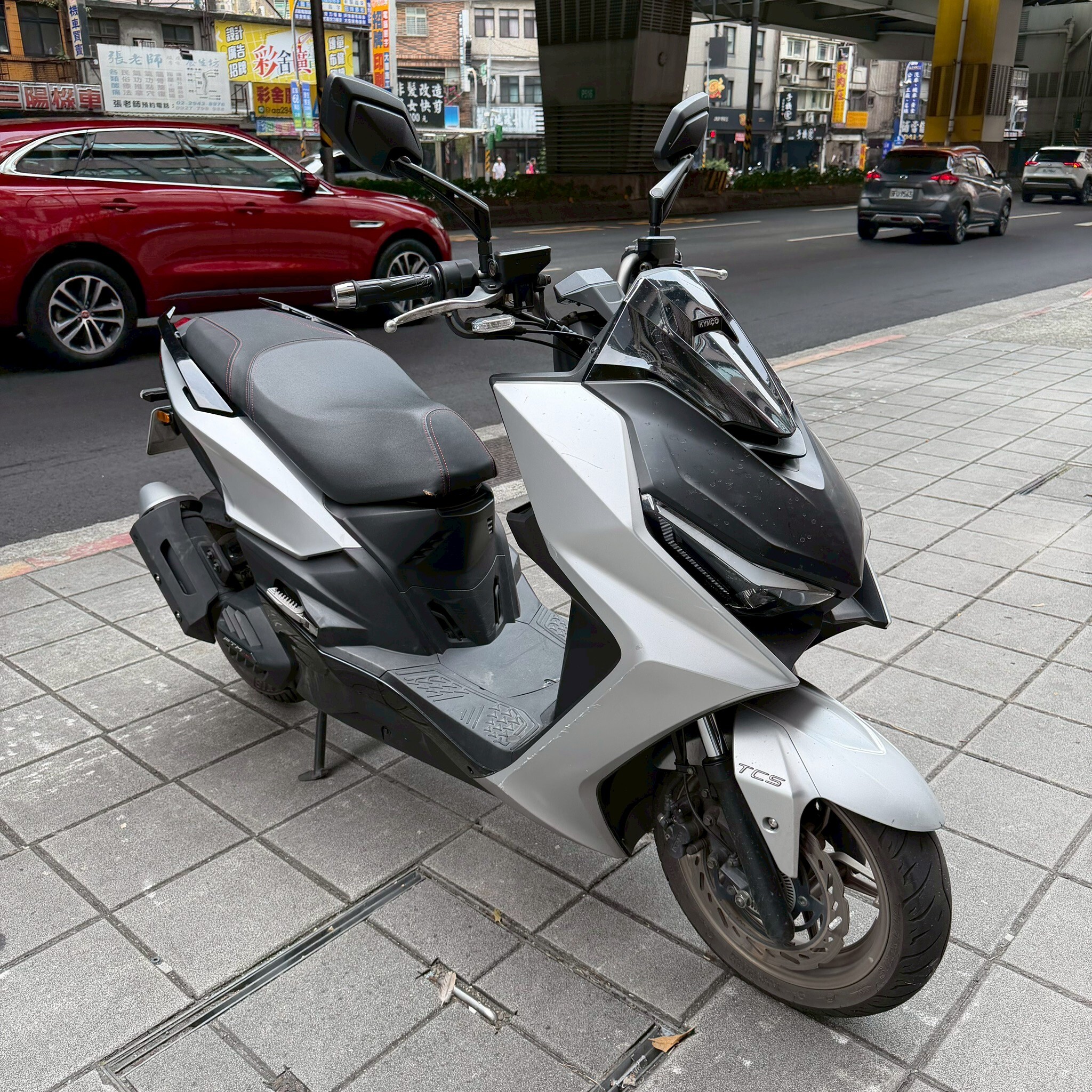 LINE_ALBUM_2022 KRV 180 TCS_7782 $70000_260329_3