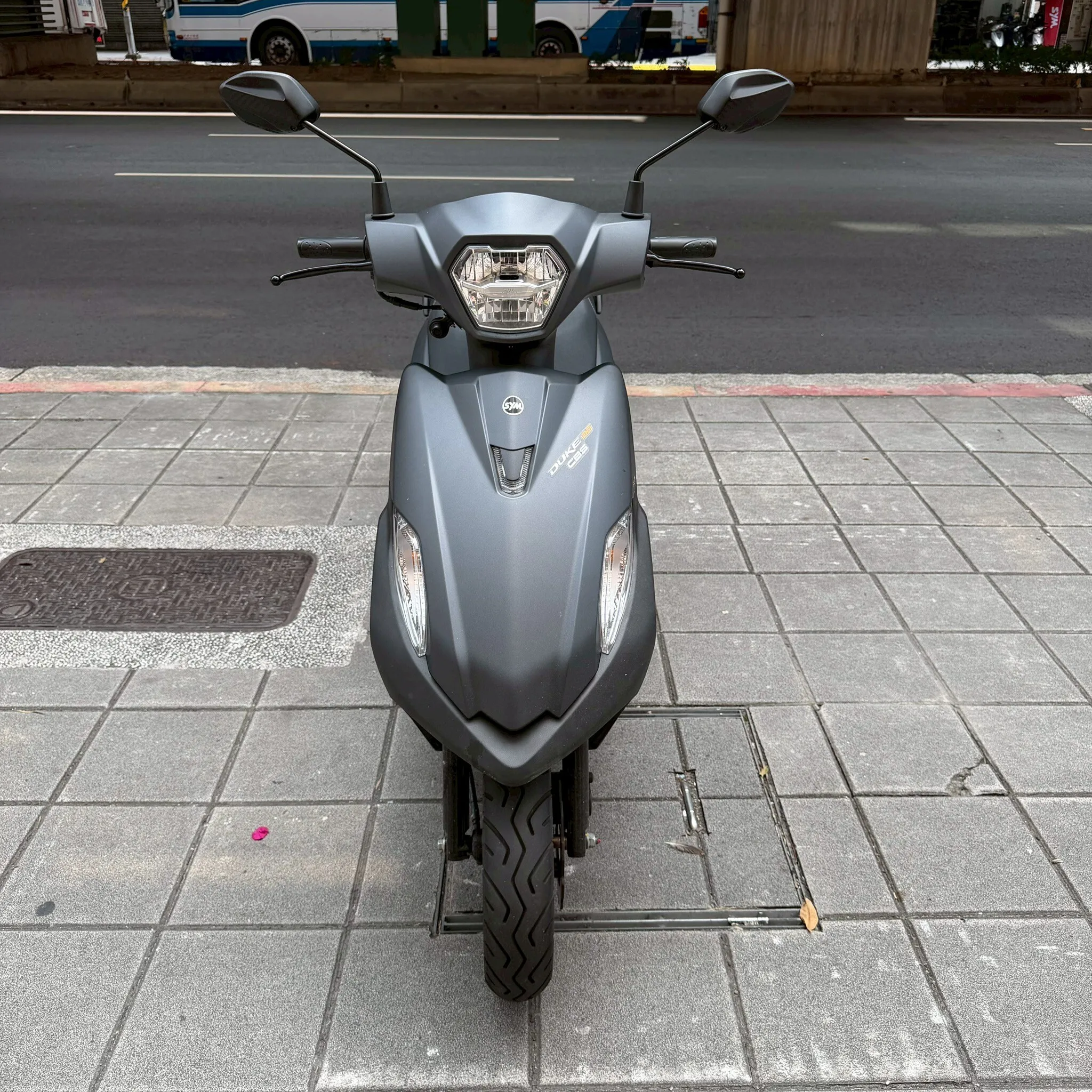 LINE_ALBUM_2025 全新迪爵 碟煞 CBS_1035 $58000_260329_1