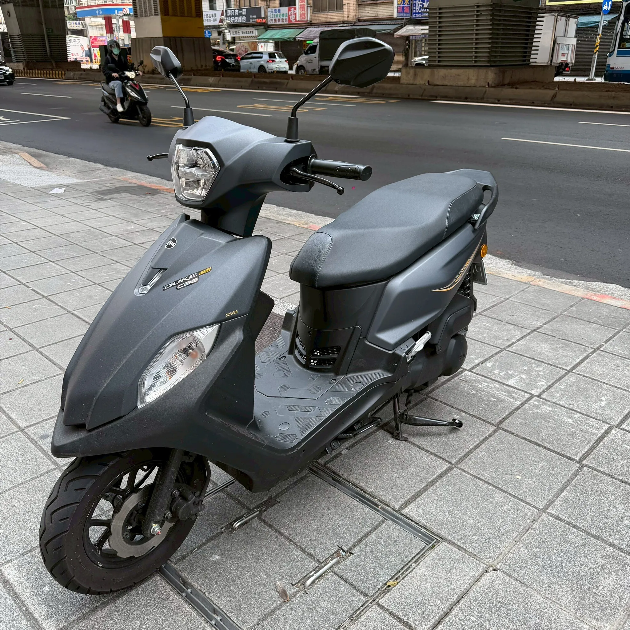 LINE_ALBUM_2025 全新迪爵 碟煞 CBS_1035 $58000_260329_2