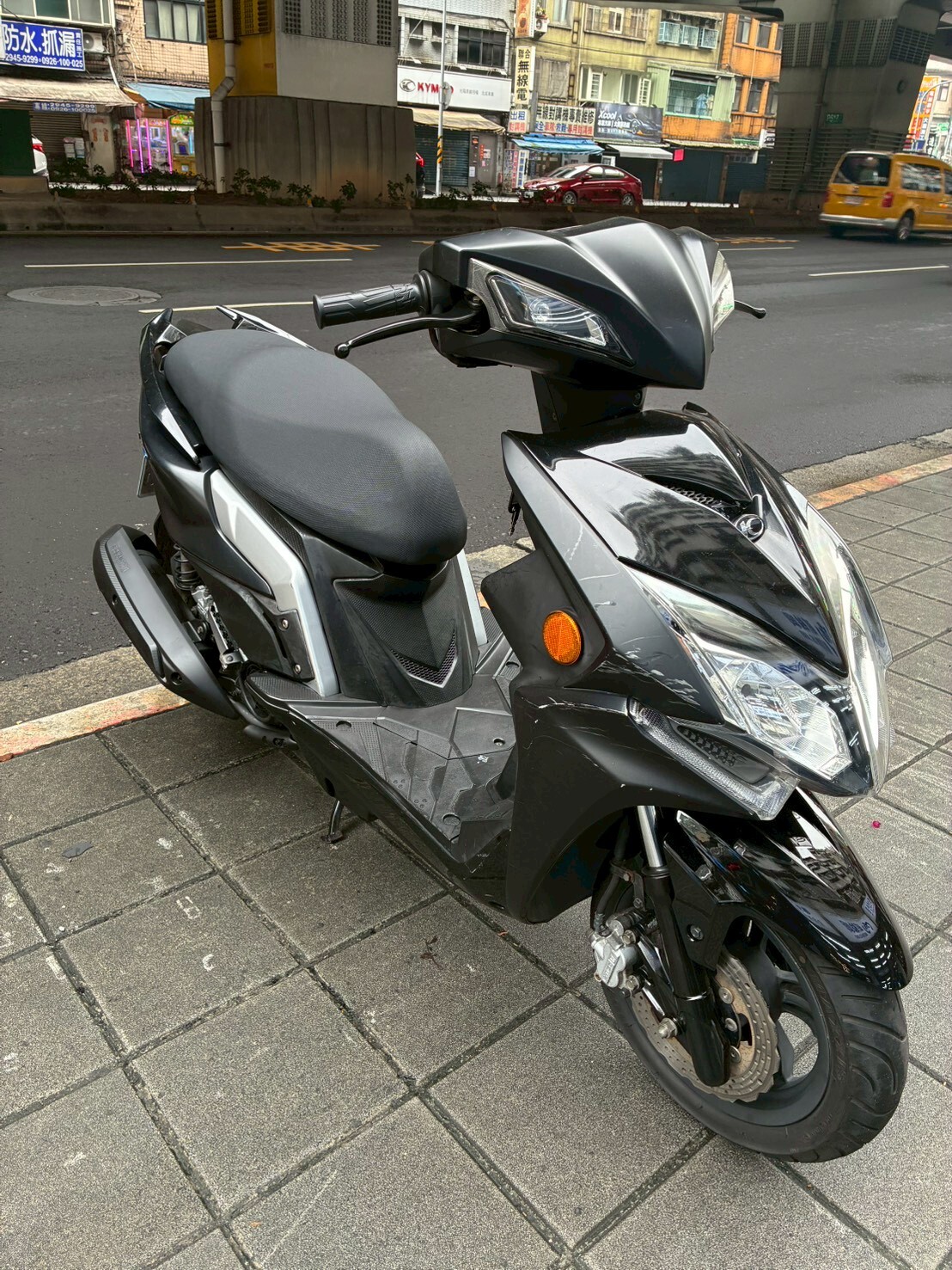 LINE_ALBUM_2018 雷霆S 125雙碟_9175 $40000_260329_2