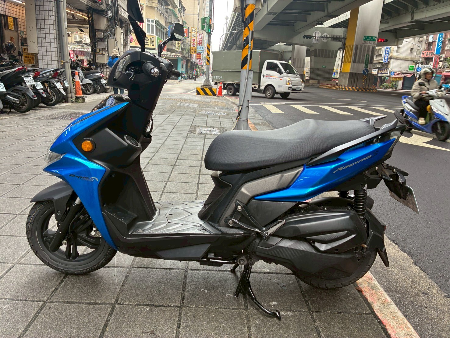 LINE_ALBUM_2017 雷霆S 150 雙碟_2779 $43000_260329_4