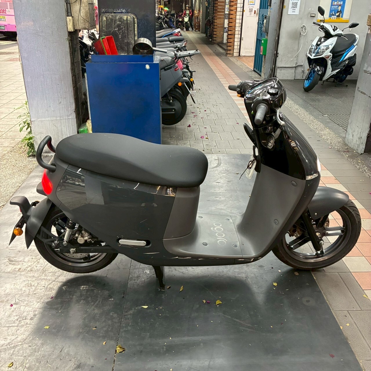 LINE_ALBUM_2019 睿能 狗2PLUS _2119 $28000_260401_5