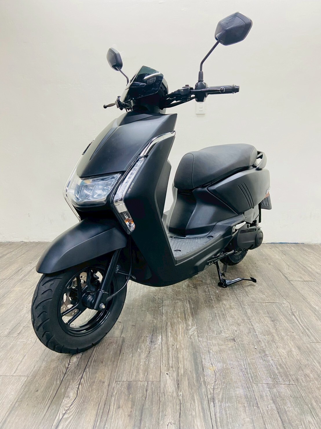 LINE_ALBUM_2023 山葉 Limi 125 _9617 $62000 里程55XX_260410_3