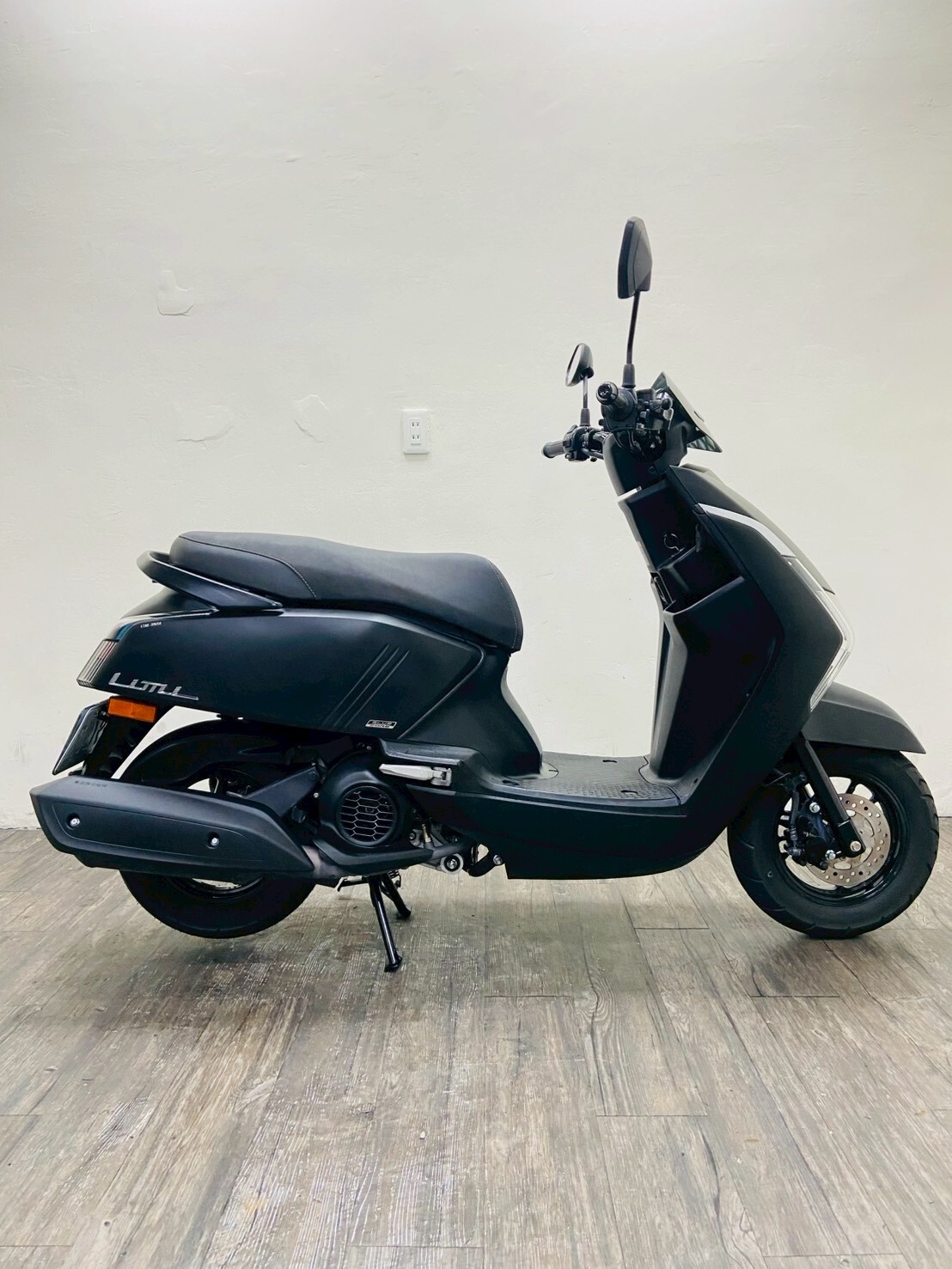 LINE_ALBUM_2023 山葉 Limi 125 _9617 $62000 里程55XX_260410_5