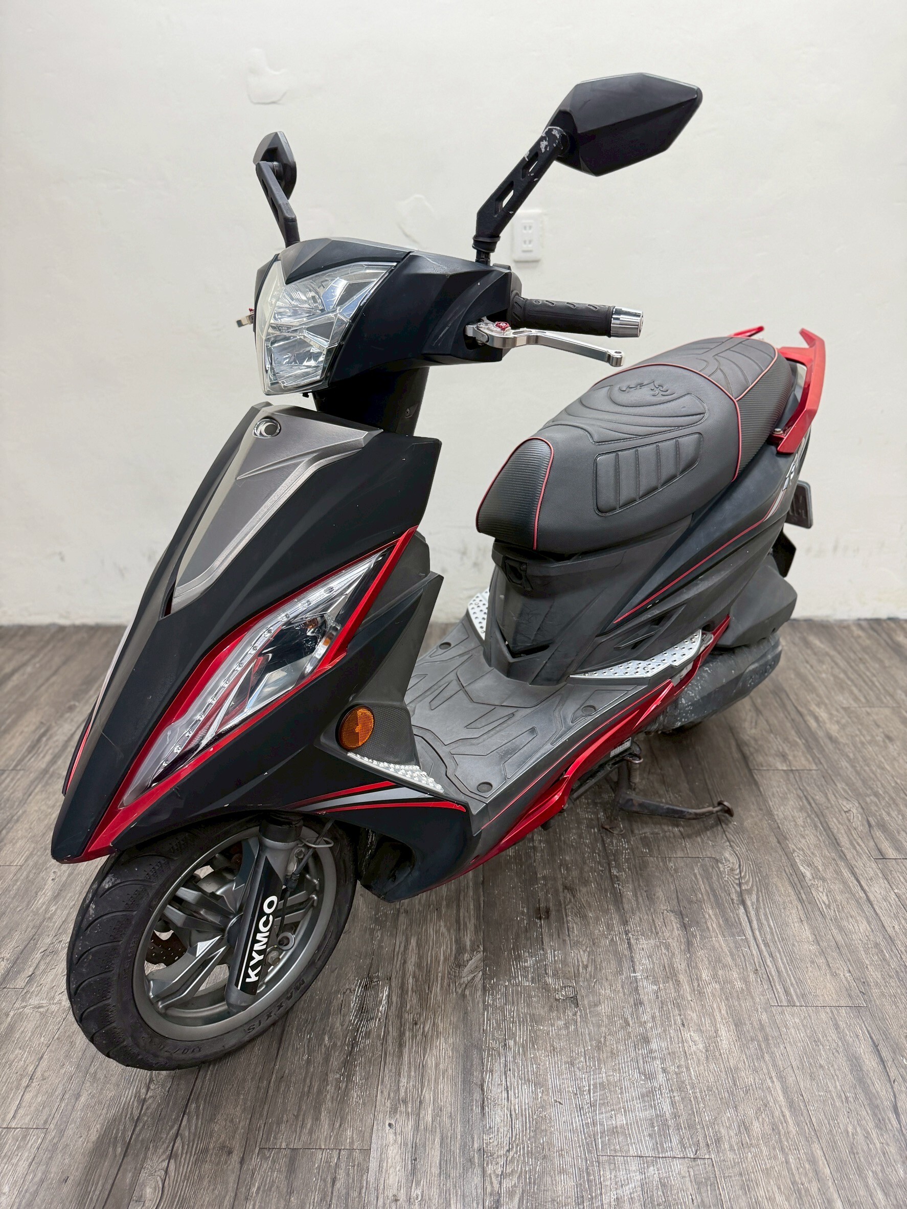 LINE_ALBUM_2017 光陽 G6 150 _5185 $40000 里程29XXX_260414_2