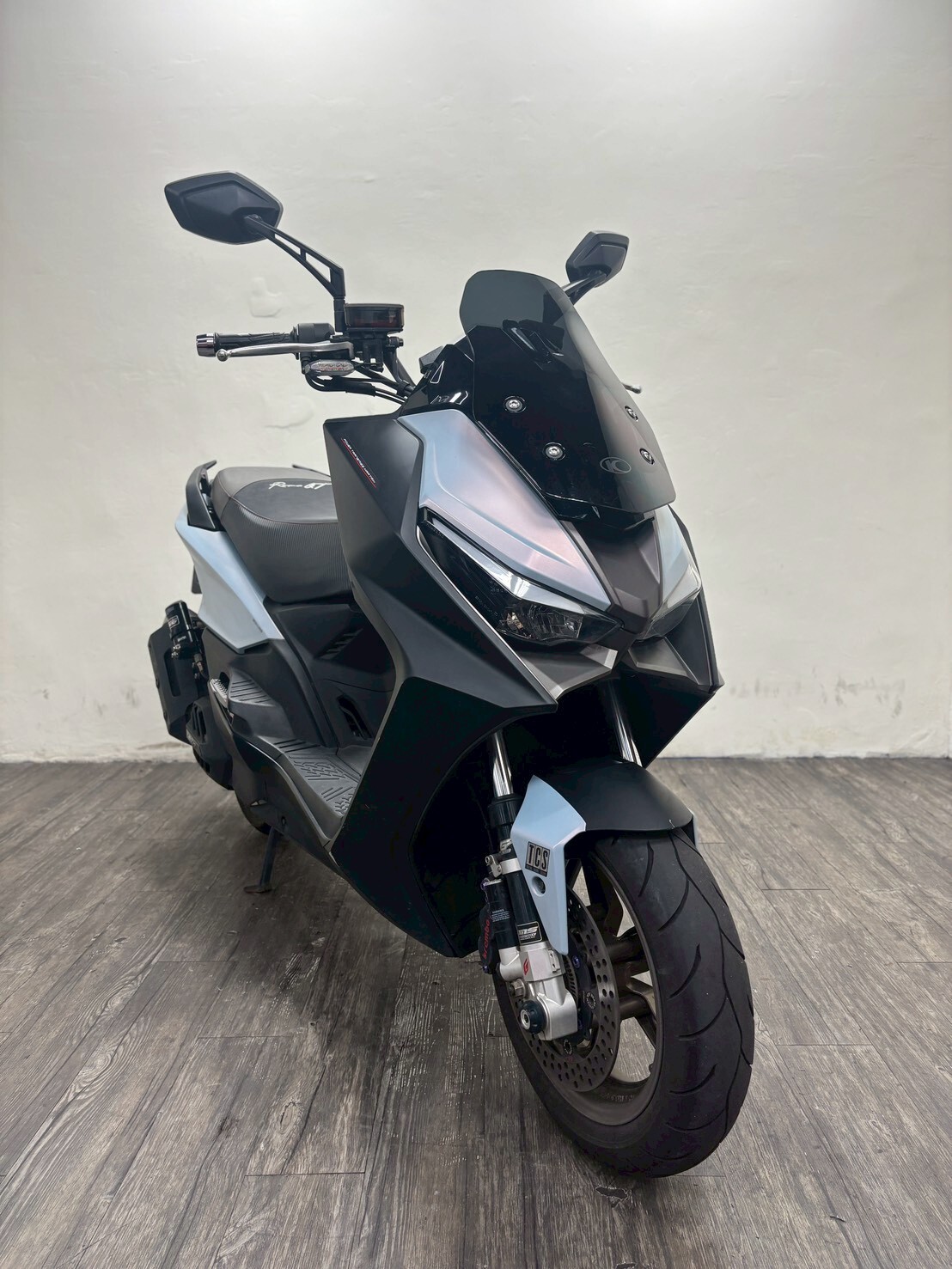 LINE_ALBUM_2023 光陽 Roma GT_6718 $85000 里程81xx 改裝前後避震不保固_260414_3