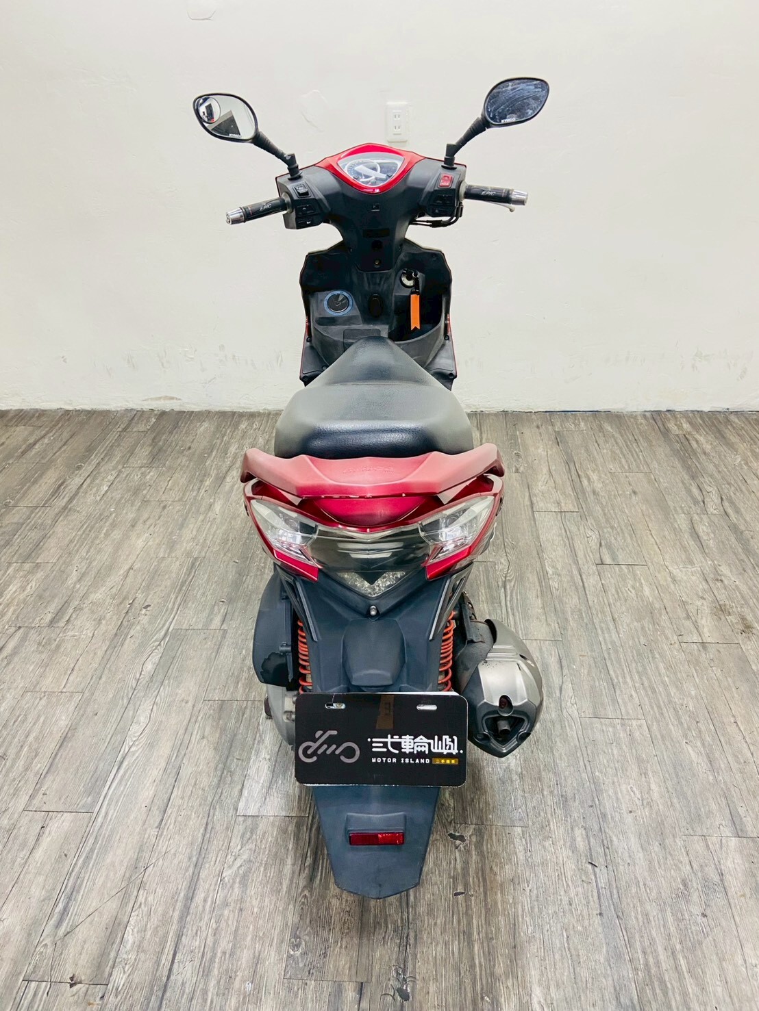 LINE_ALBUM_2012 光陽 雷霆王180 _131 $28000 里程30xxx_260414_7