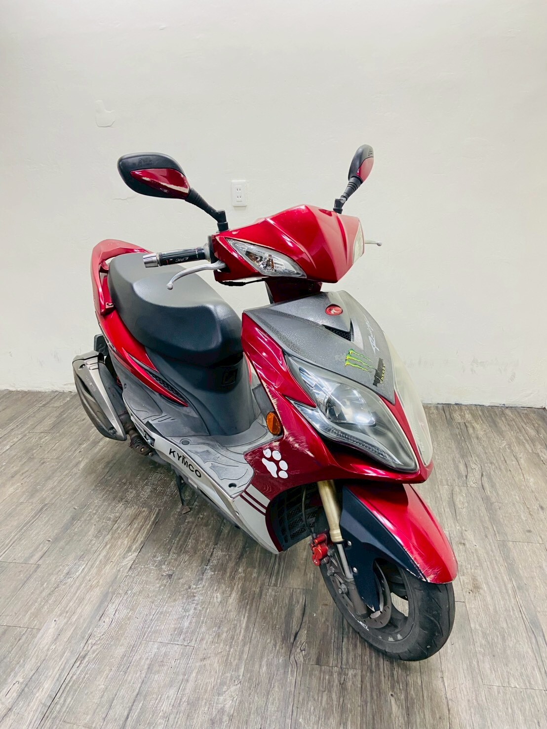 LINE_ALBUM_2012 光陽 雷霆王180 _131 $28000 里程30xxx_260414_3