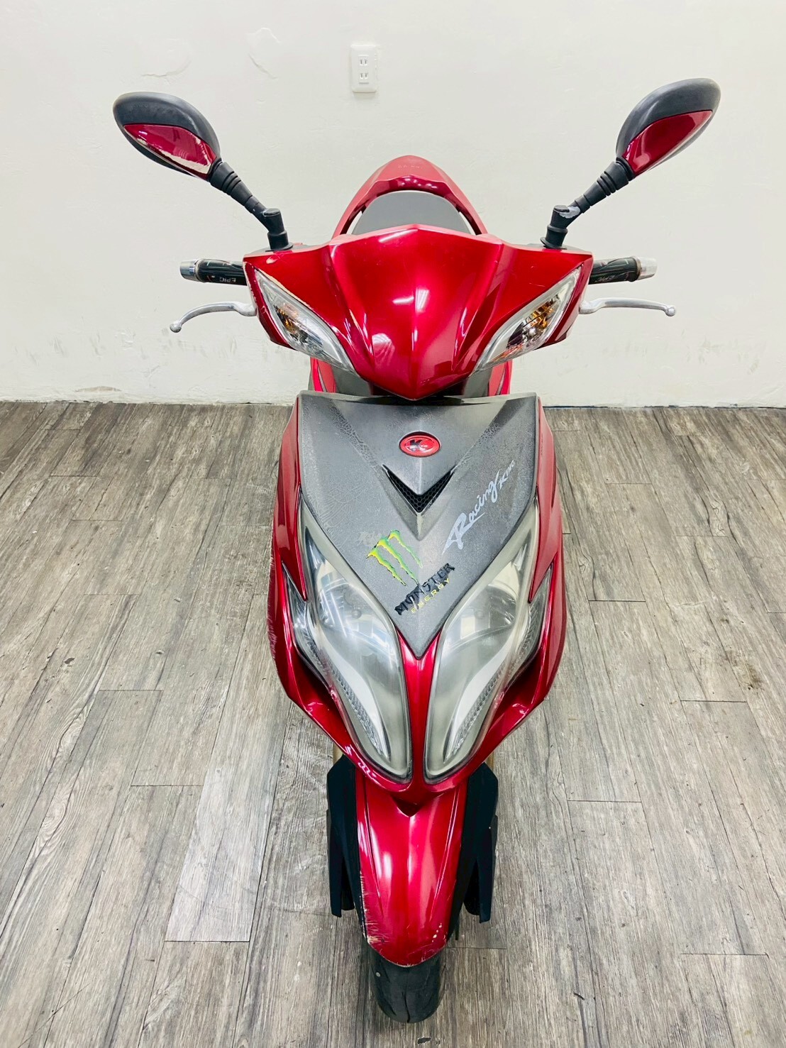 LINE_ALBUM_2012 光陽 雷霆王180 _131 $28000 里程30xxx_260414_2