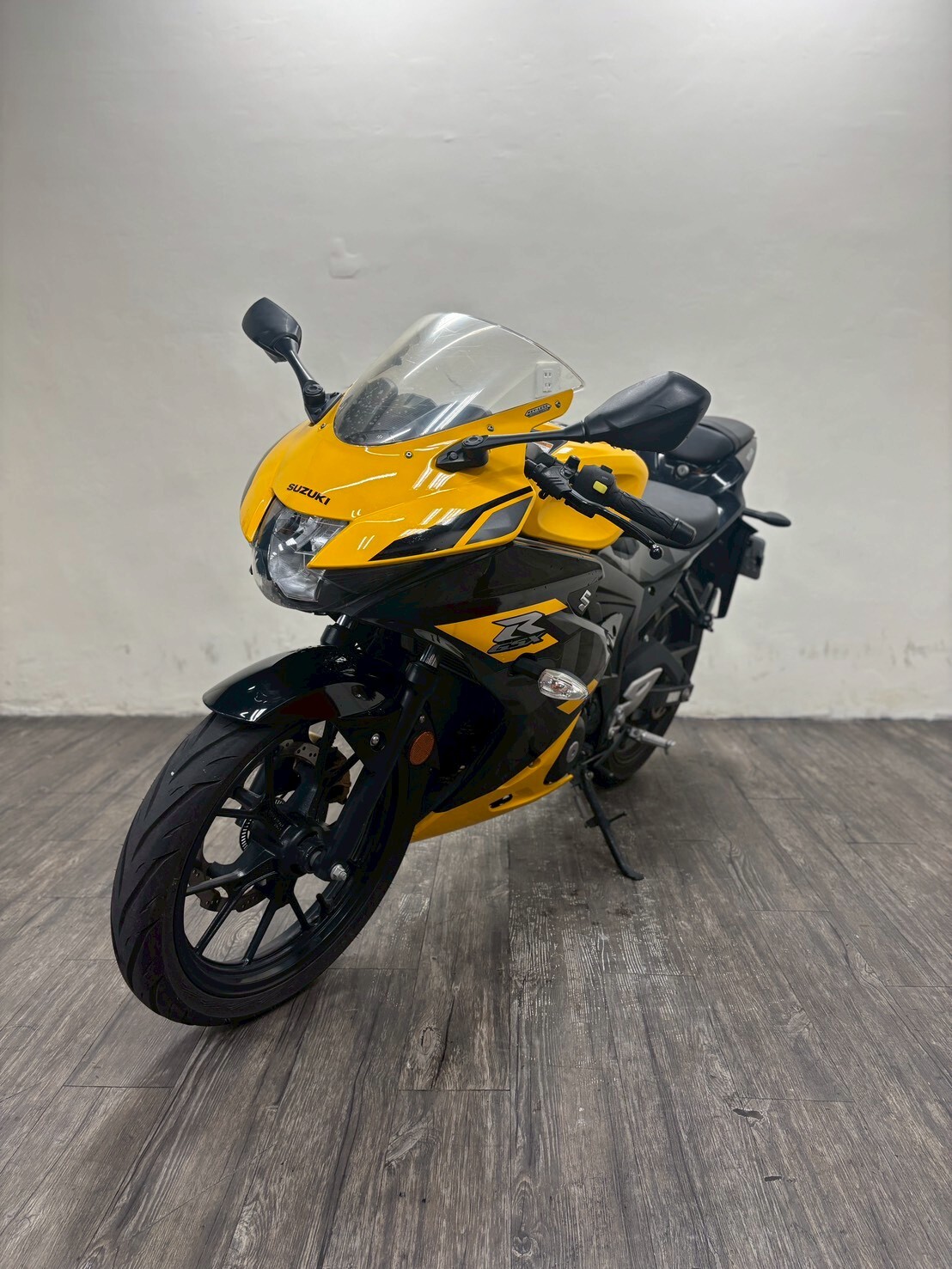 LINE_ALBUM_2021 台鈴 GSX-R 150 小阿魯 _9930 $未定價 里程48xx 尚未過戶_260414_2