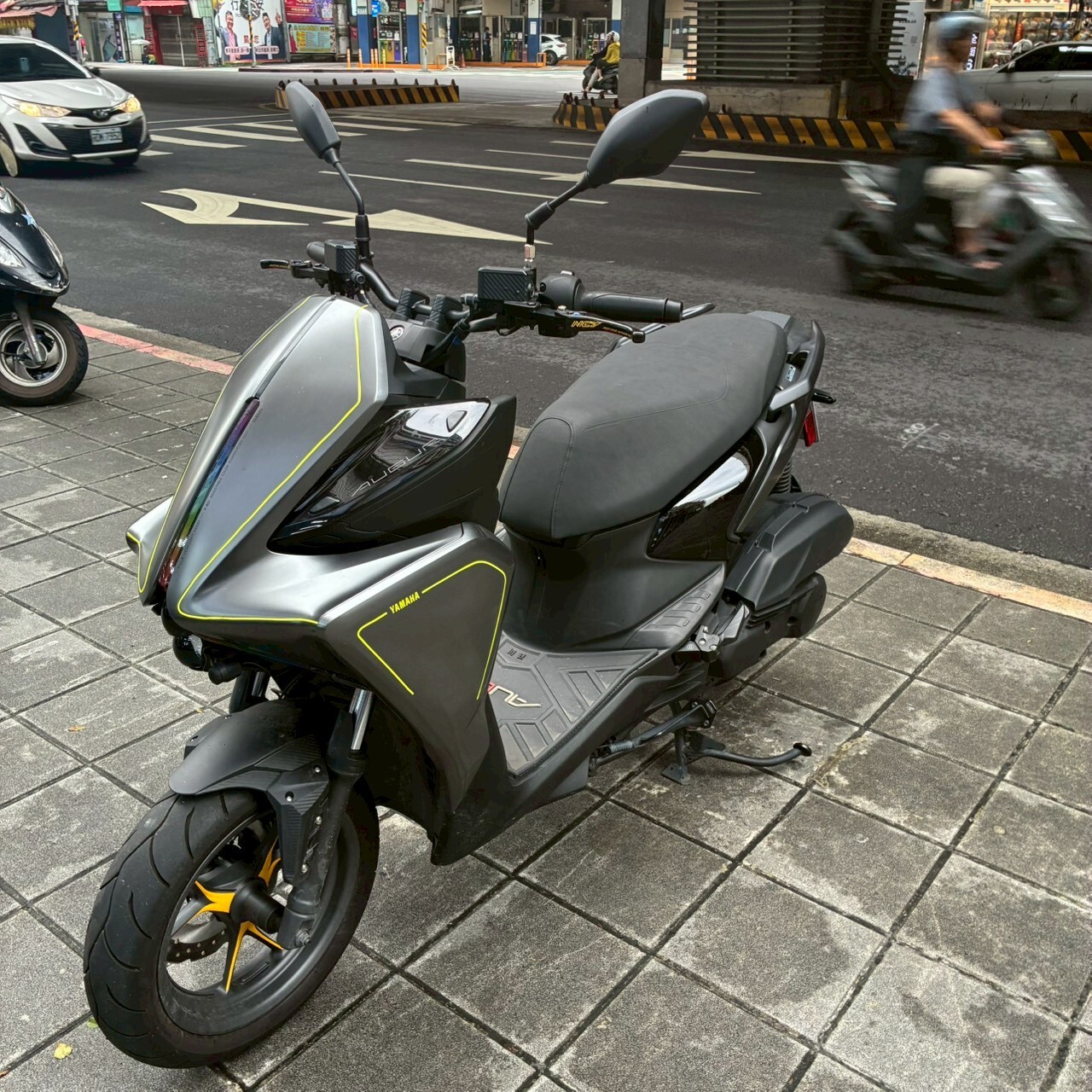 LINE_ALBUM__6055_260415_2