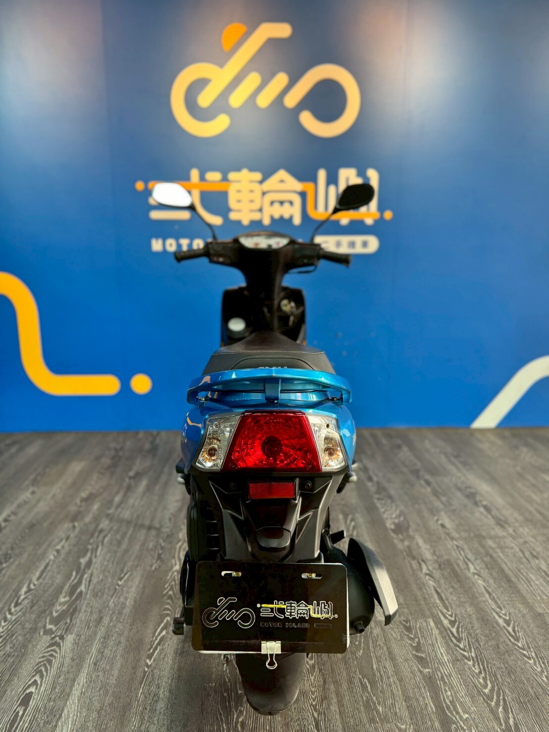 LINE_ALBUM_18年 三陽 WOO 100雙鼓 _5220 23915km $30000_260417_5