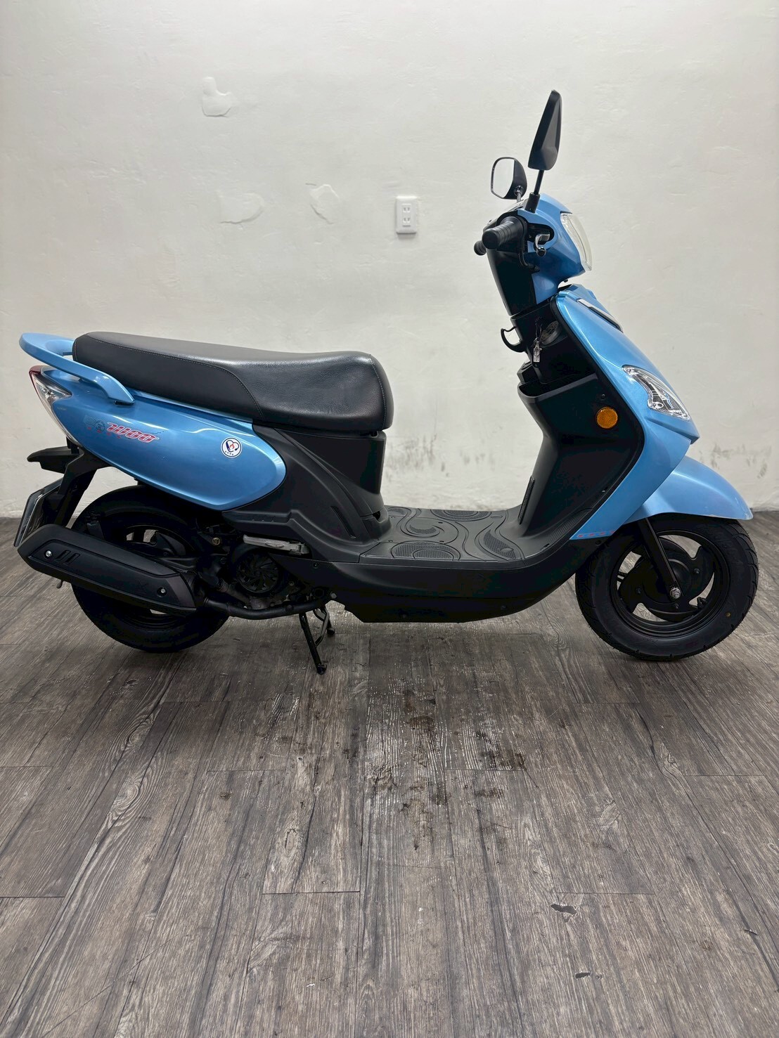 LINE_ALBUM_2017 三陽 WOO 鼓煞 _9936 $ 32000 里程 25xxx_260417_4