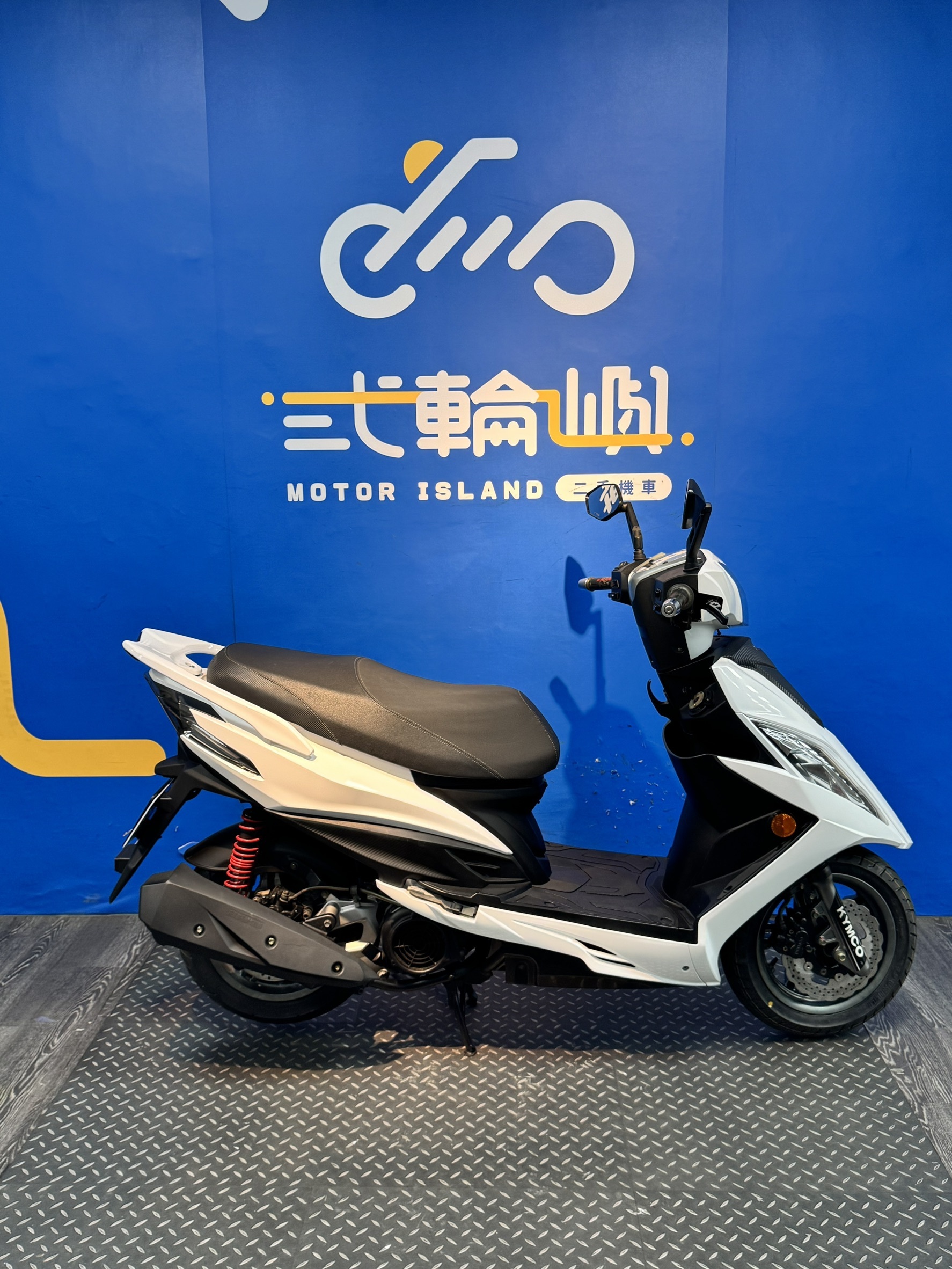 line_oa_chat_260418_184713_group_3