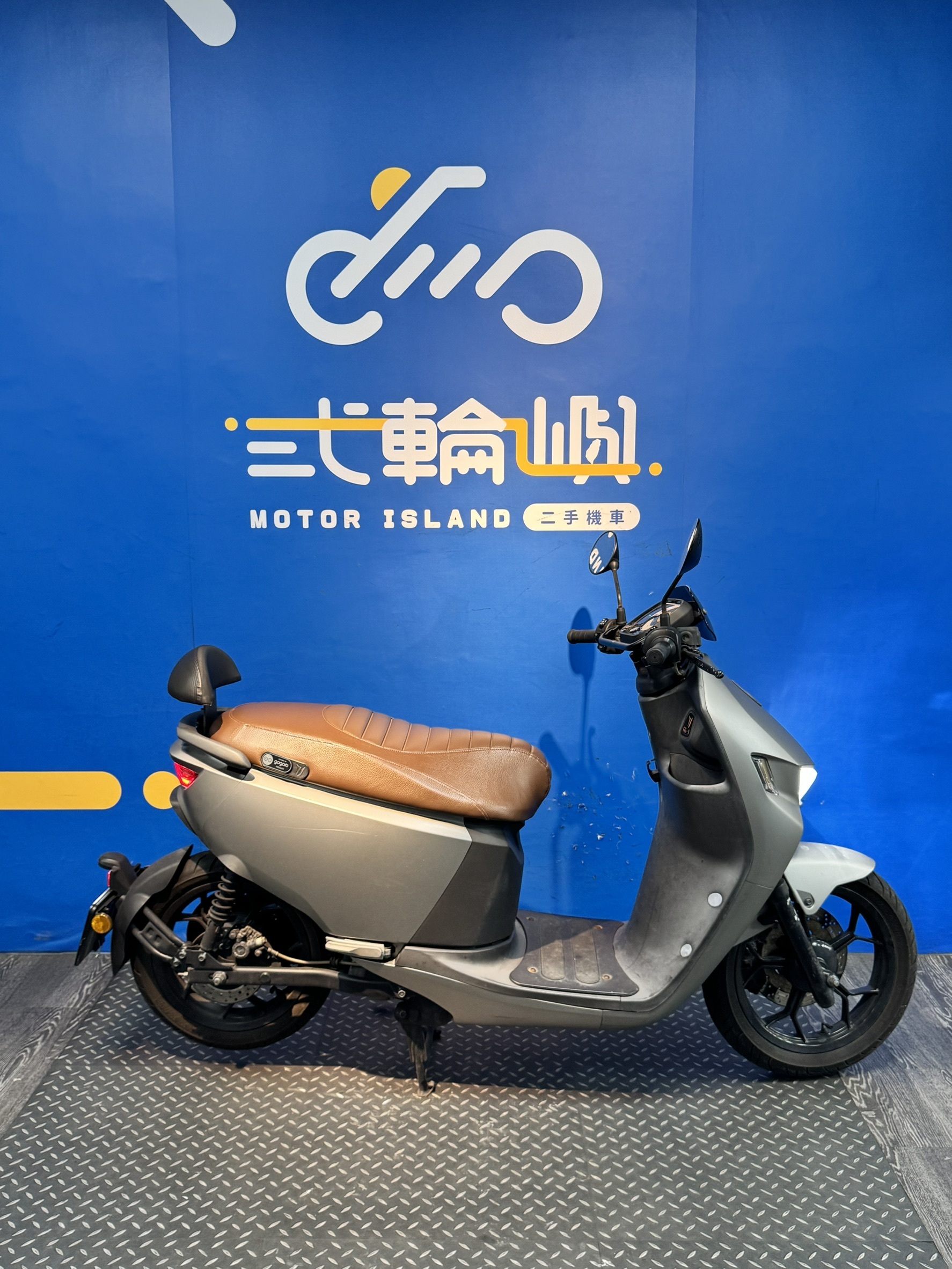 line_oa_chat_260418_190247_group_3