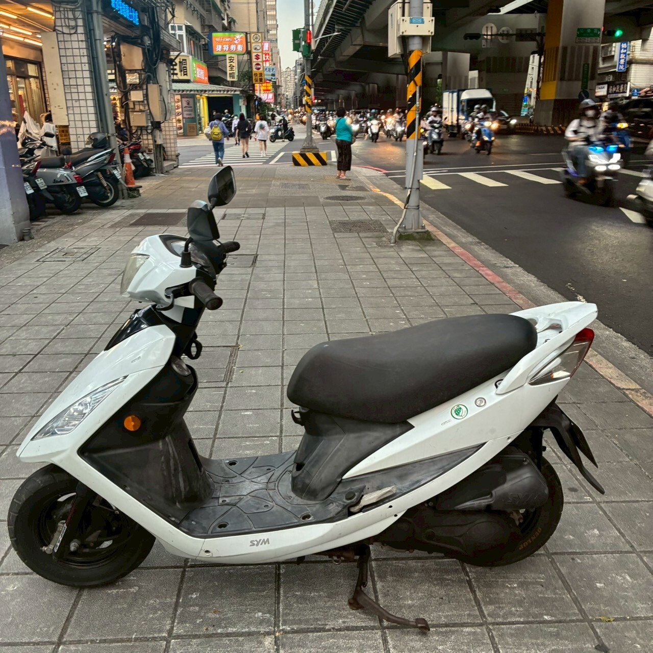 LINE_ALBUM__7750_260419_3