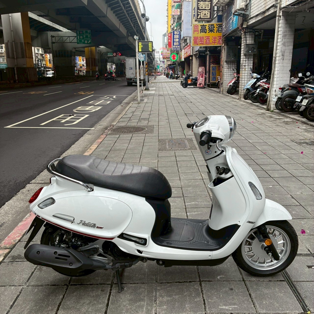 LINE_ALBUM__1118_260419_5