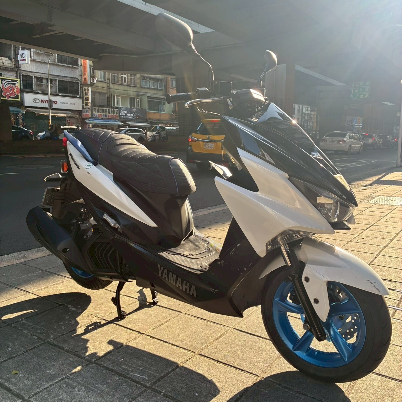 LINE_ALBUM__2219_260419_2