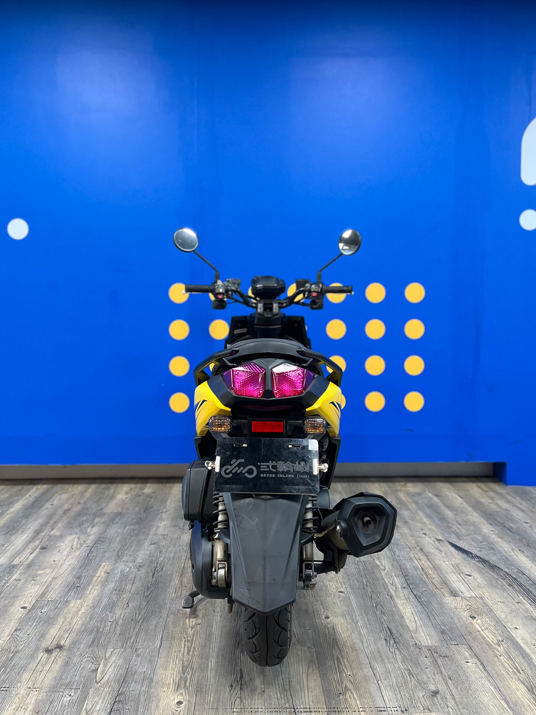 line_oa_chat_260422_182004_group_3