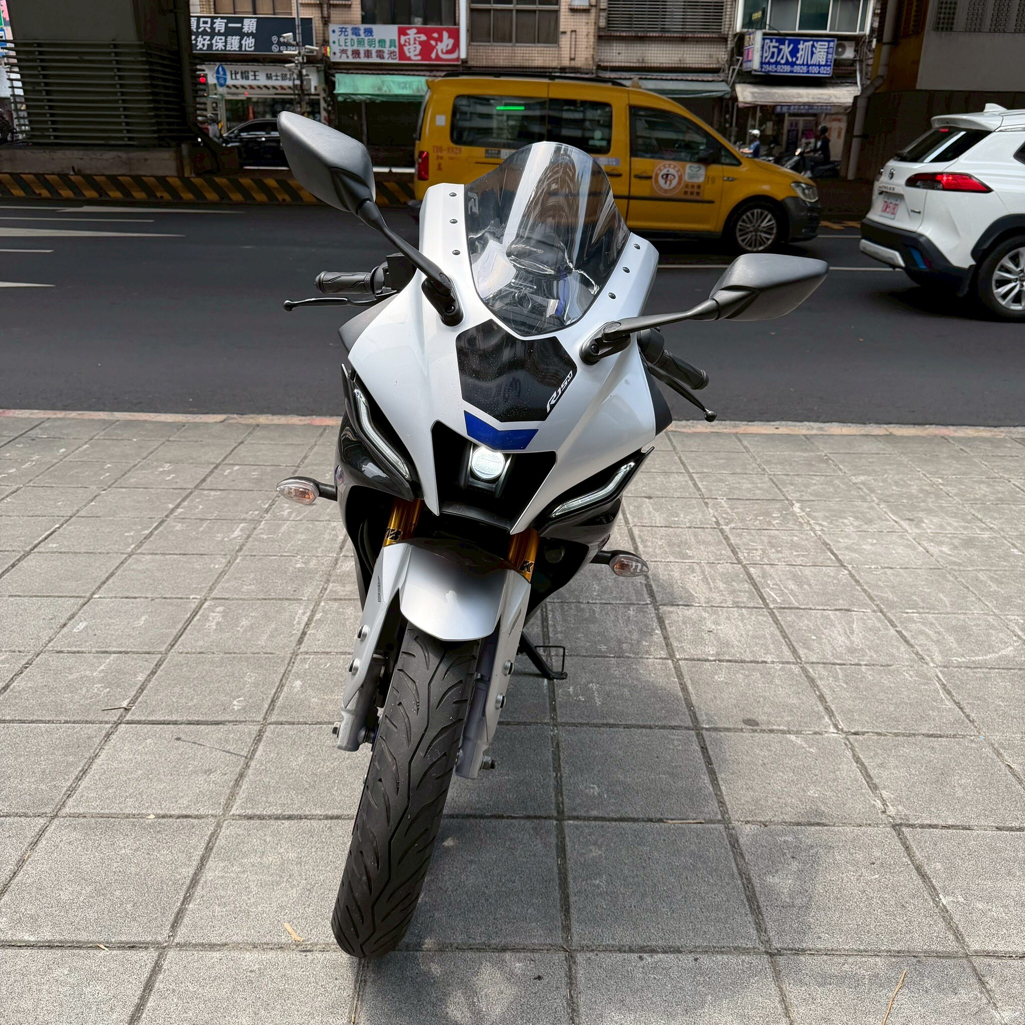 LINE_ALBUM__1220_260423_1