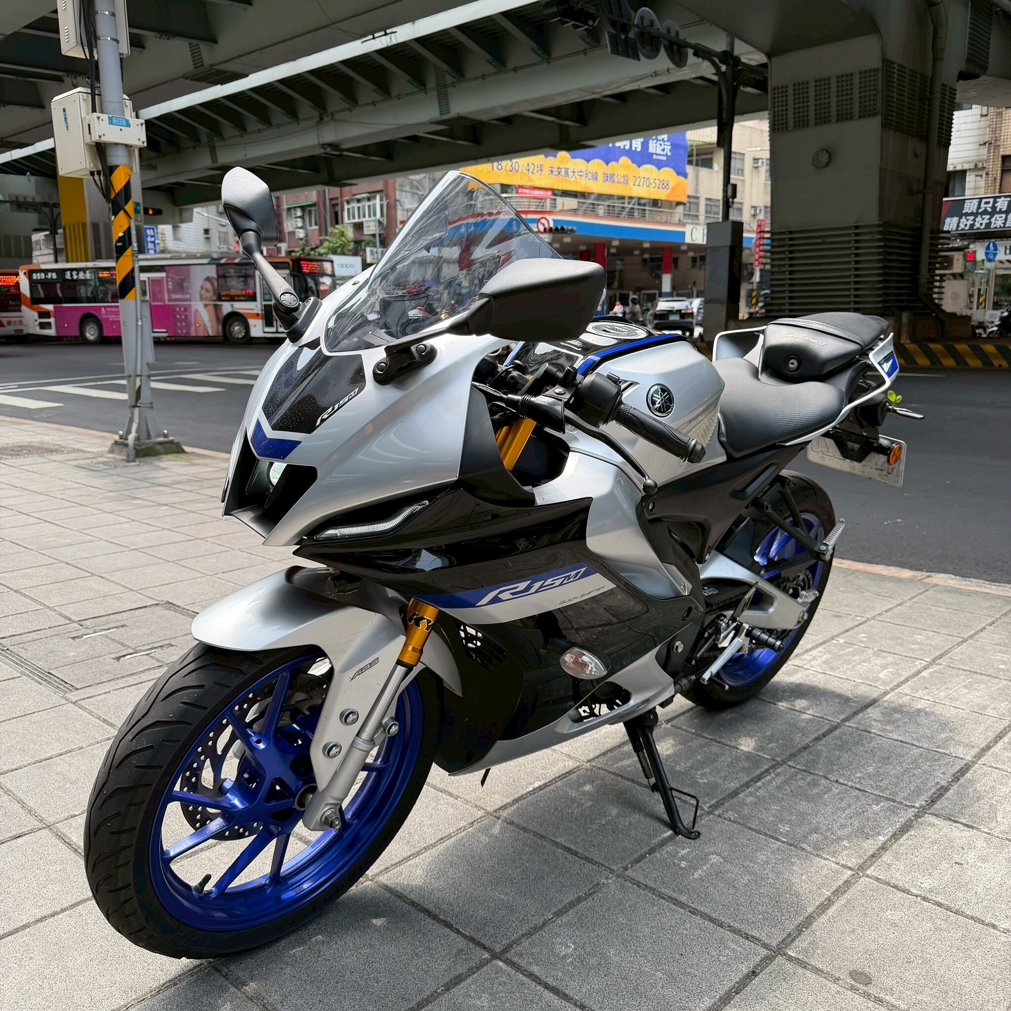 LINE_ALBUM__1220_260423_2