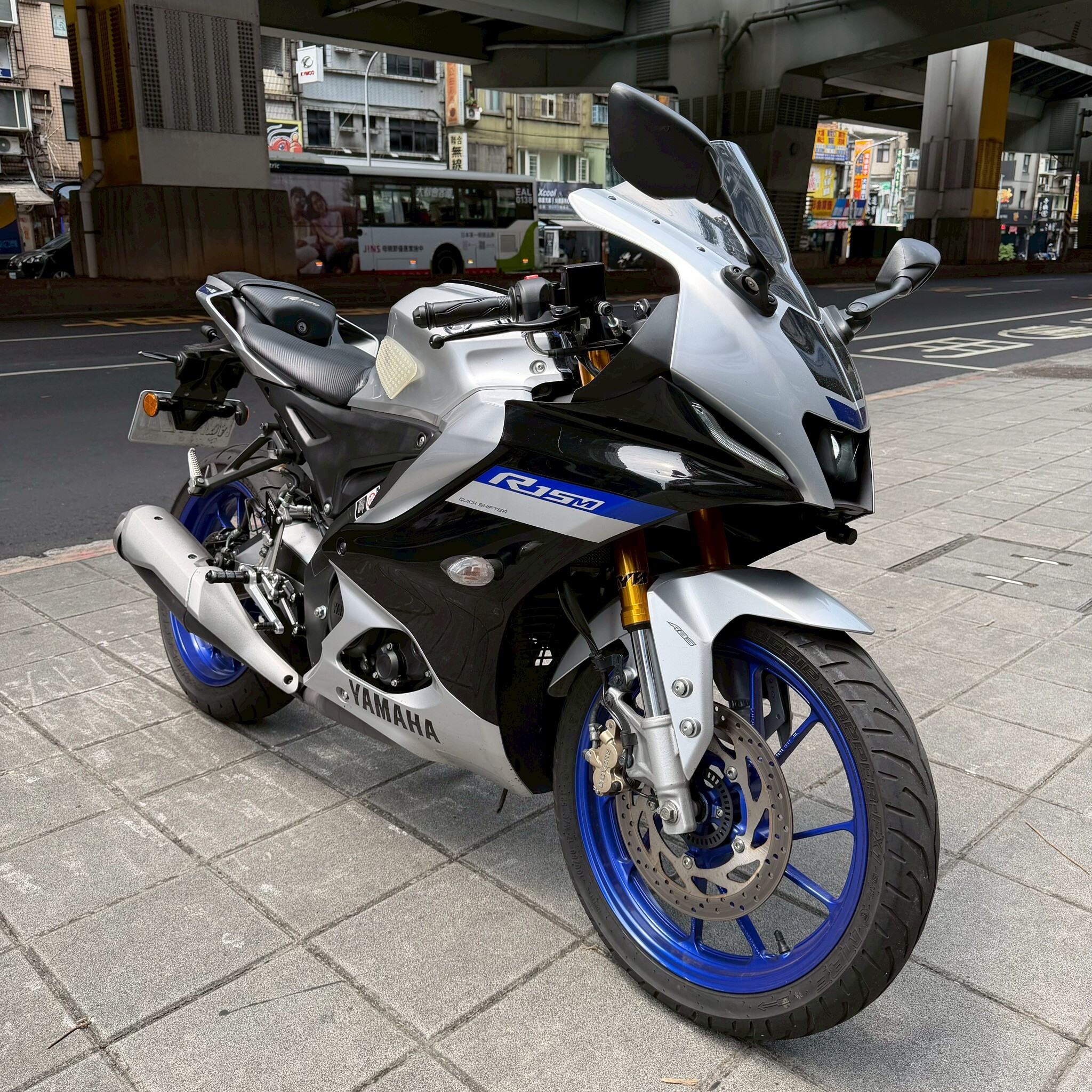 LINE_ALBUM__1220_260423_3