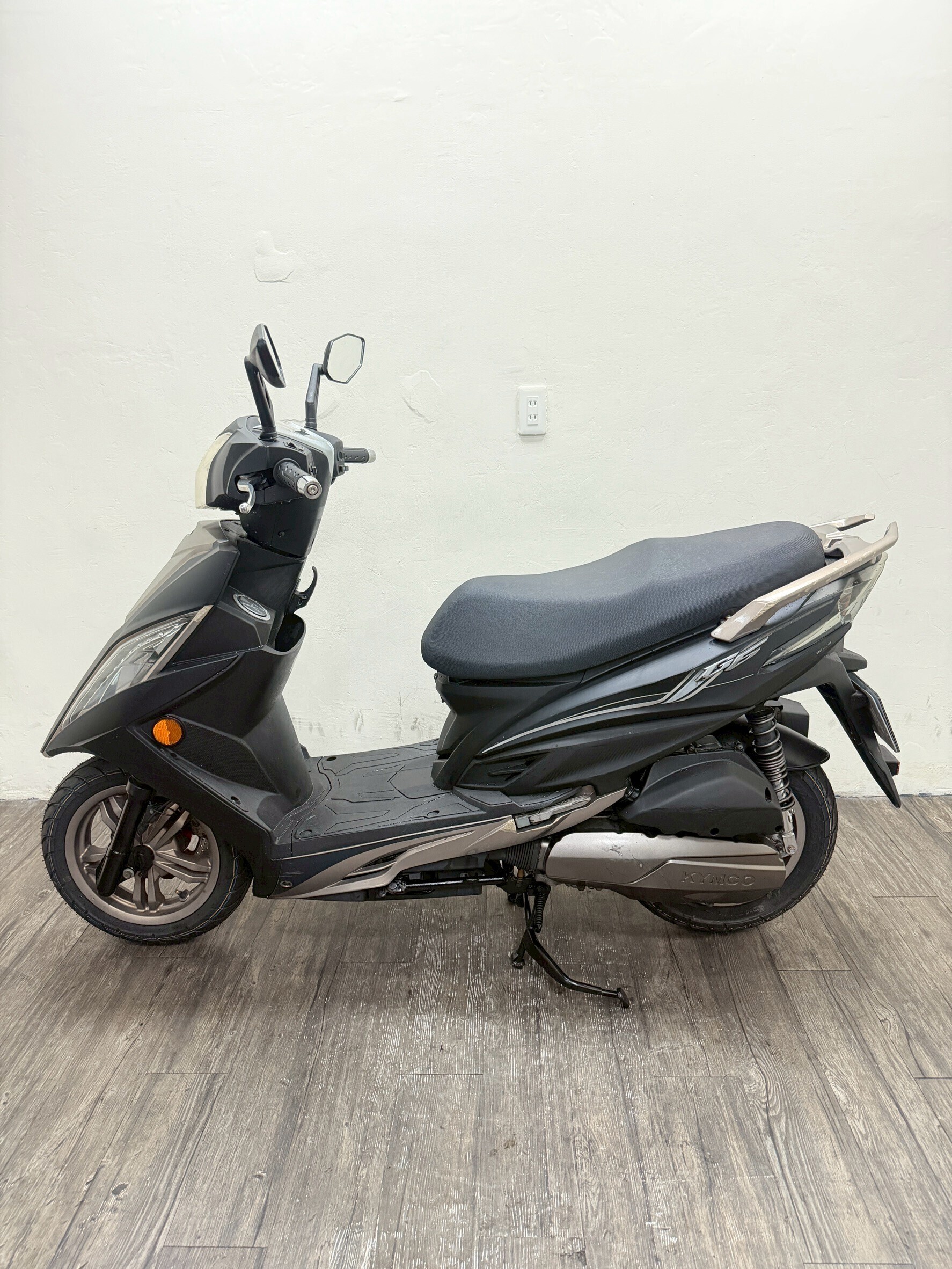 LINE_ALBUM_2016 光陽 G6 150 _9037 $ 38000里程41XXX_260324_4