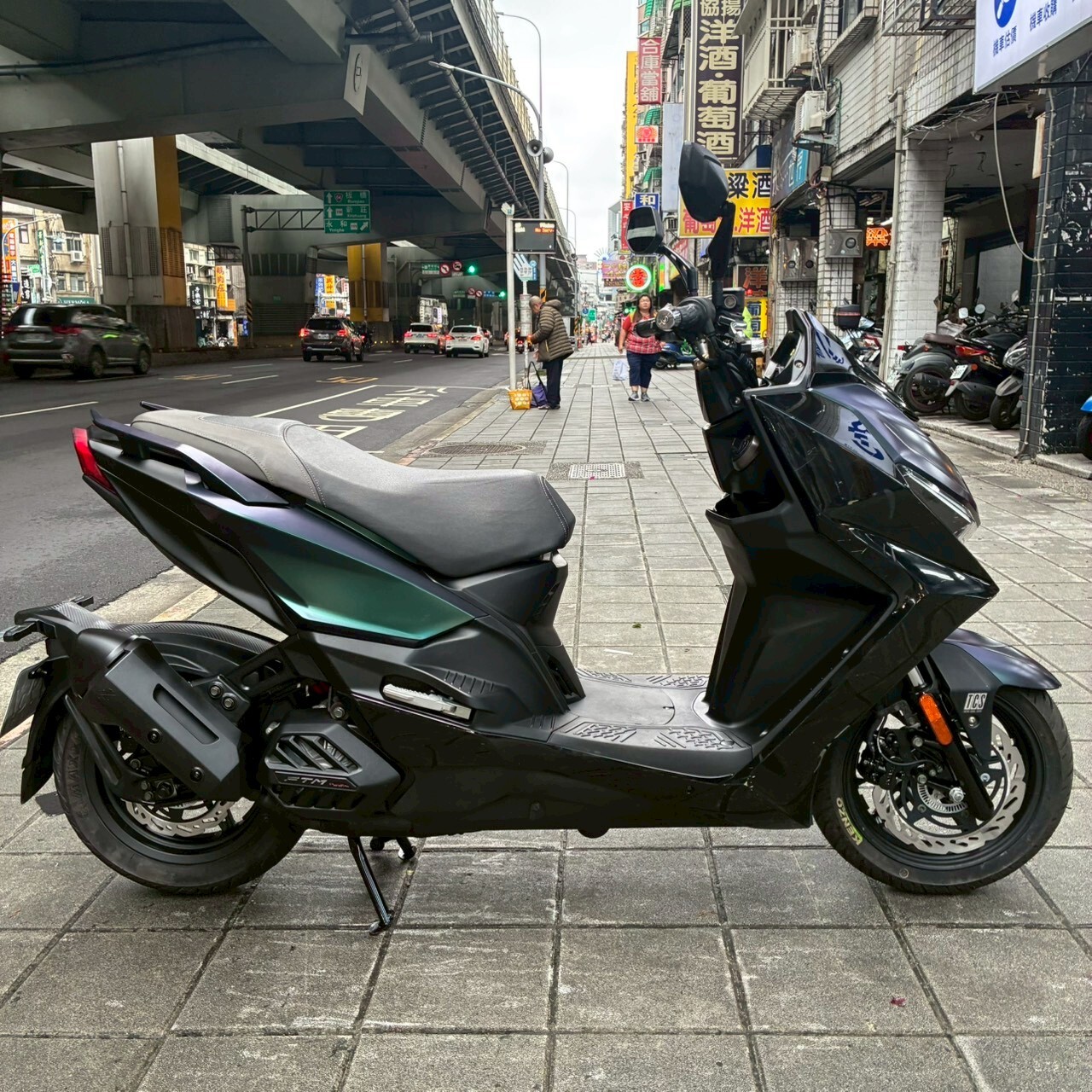 LINE_ALBUM_2023 KRV 180 MOOT _7957 $70000_260427_4