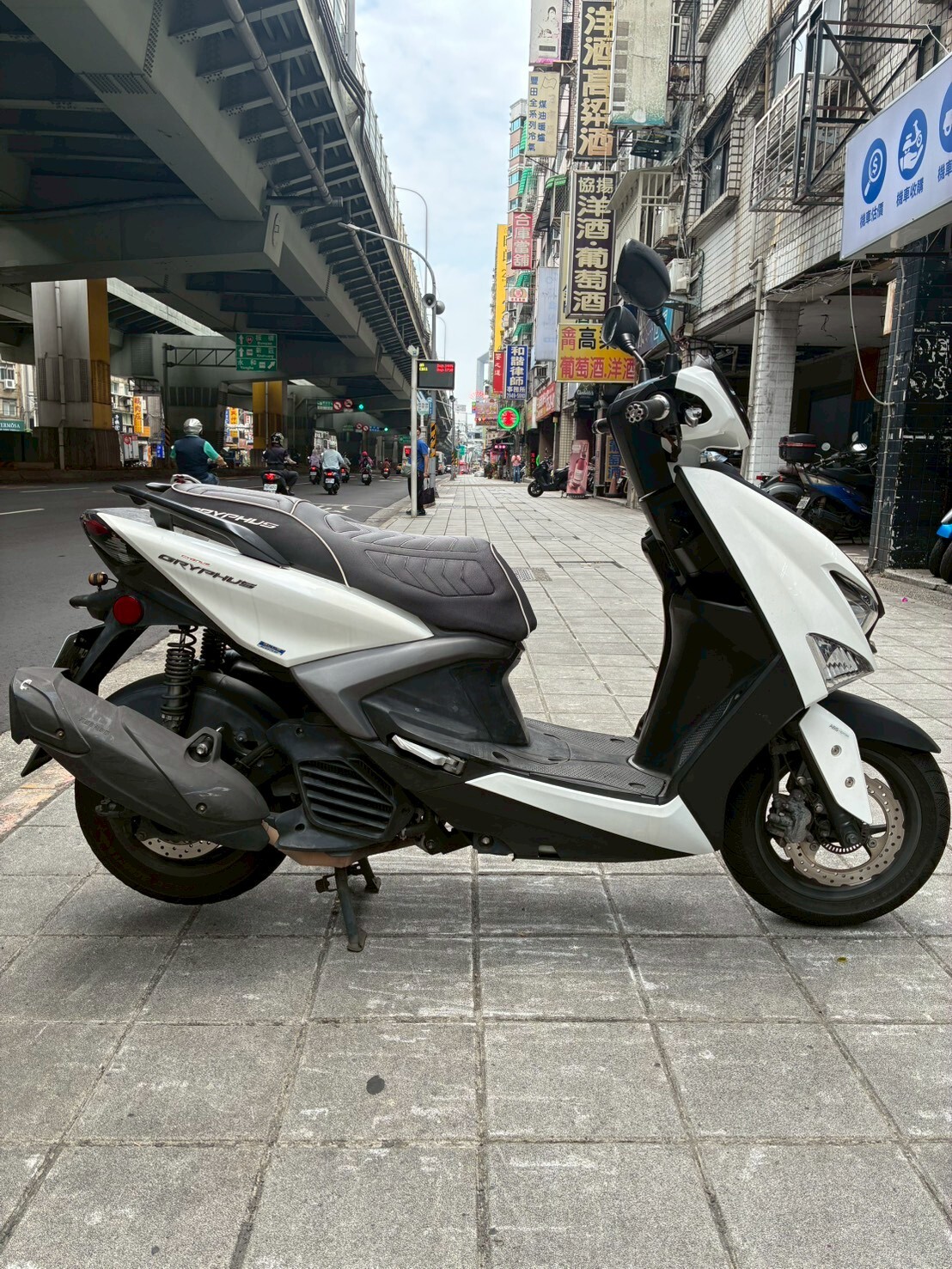 LINE_ALBUM_六代_5985_260428_5