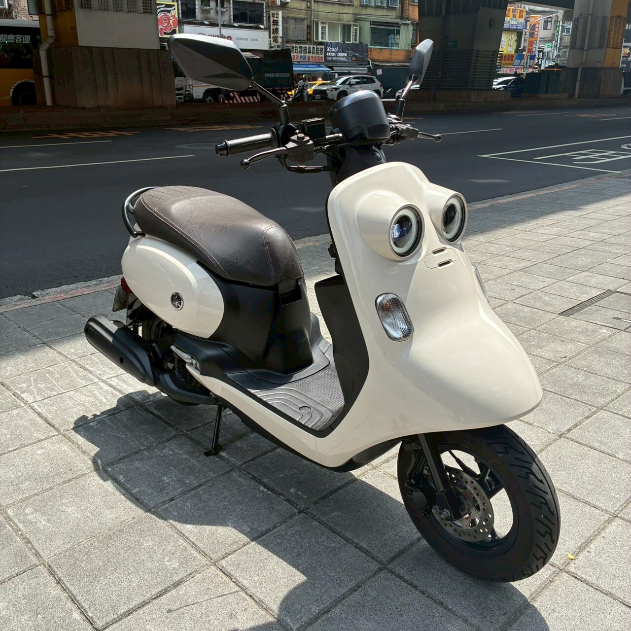 LINE_ALBUM_小小兵_9827_260428_3