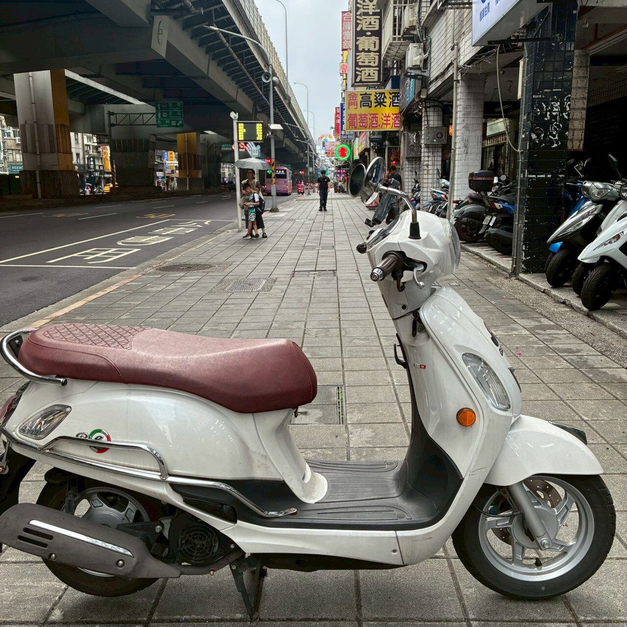 LINE_ALBUM_LIKE_8925_260430_5