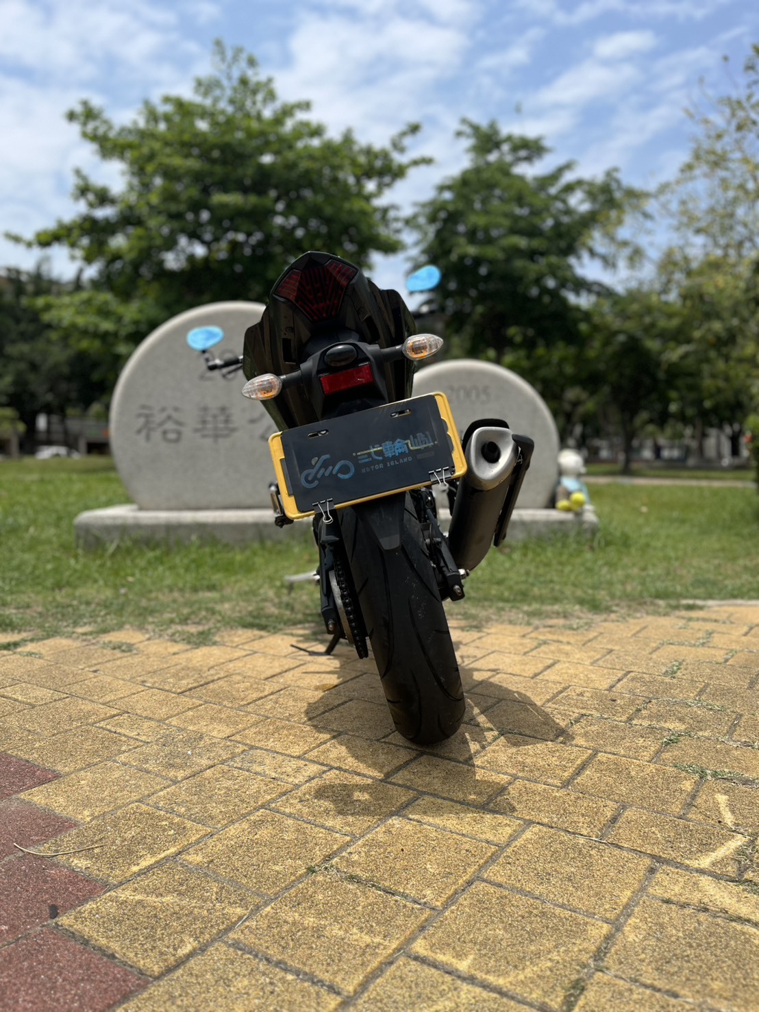 S__233398280_0