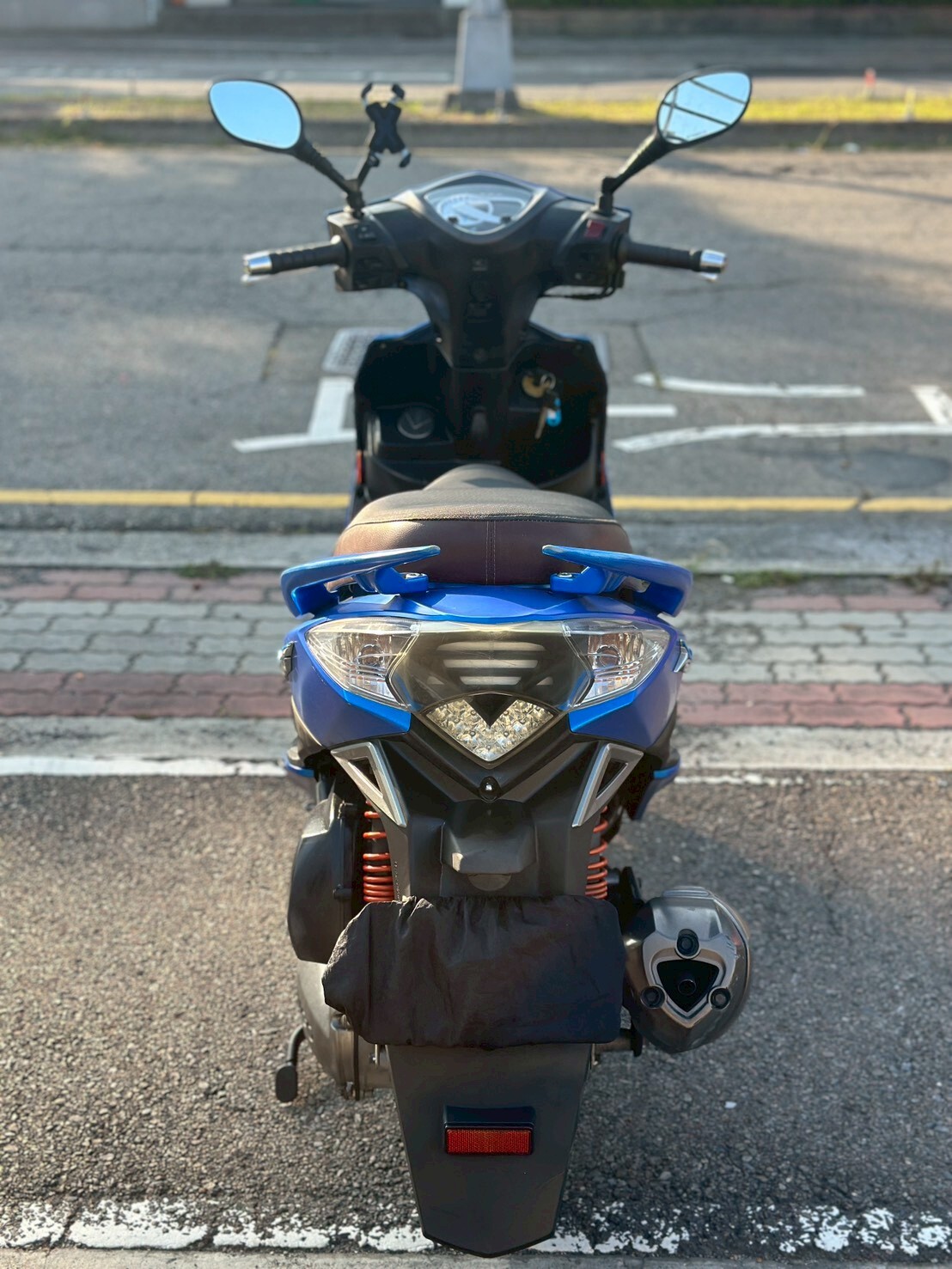 LINE_ALBUM_2015 光陽 雷霆王 180 _2607 729xxKM $25,000 現況販售_260502_3