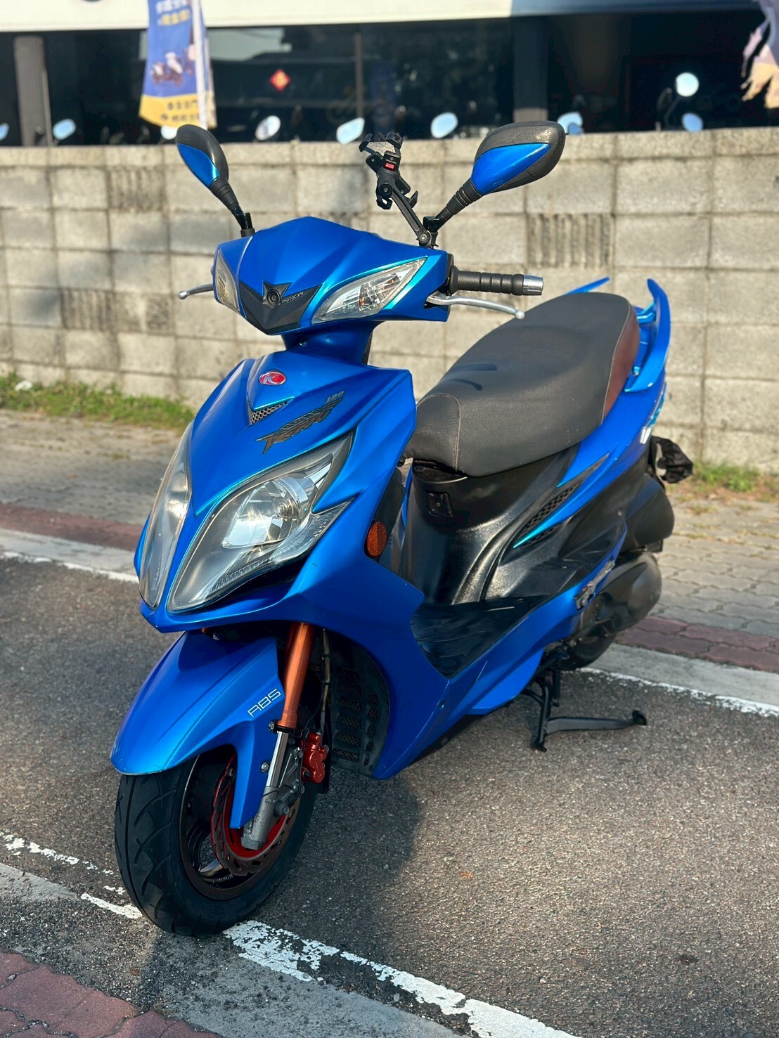 LINE_ALBUM_2015 光陽 雷霆王 180 _2607 729xxKM $25,000 現況販售_260502_1