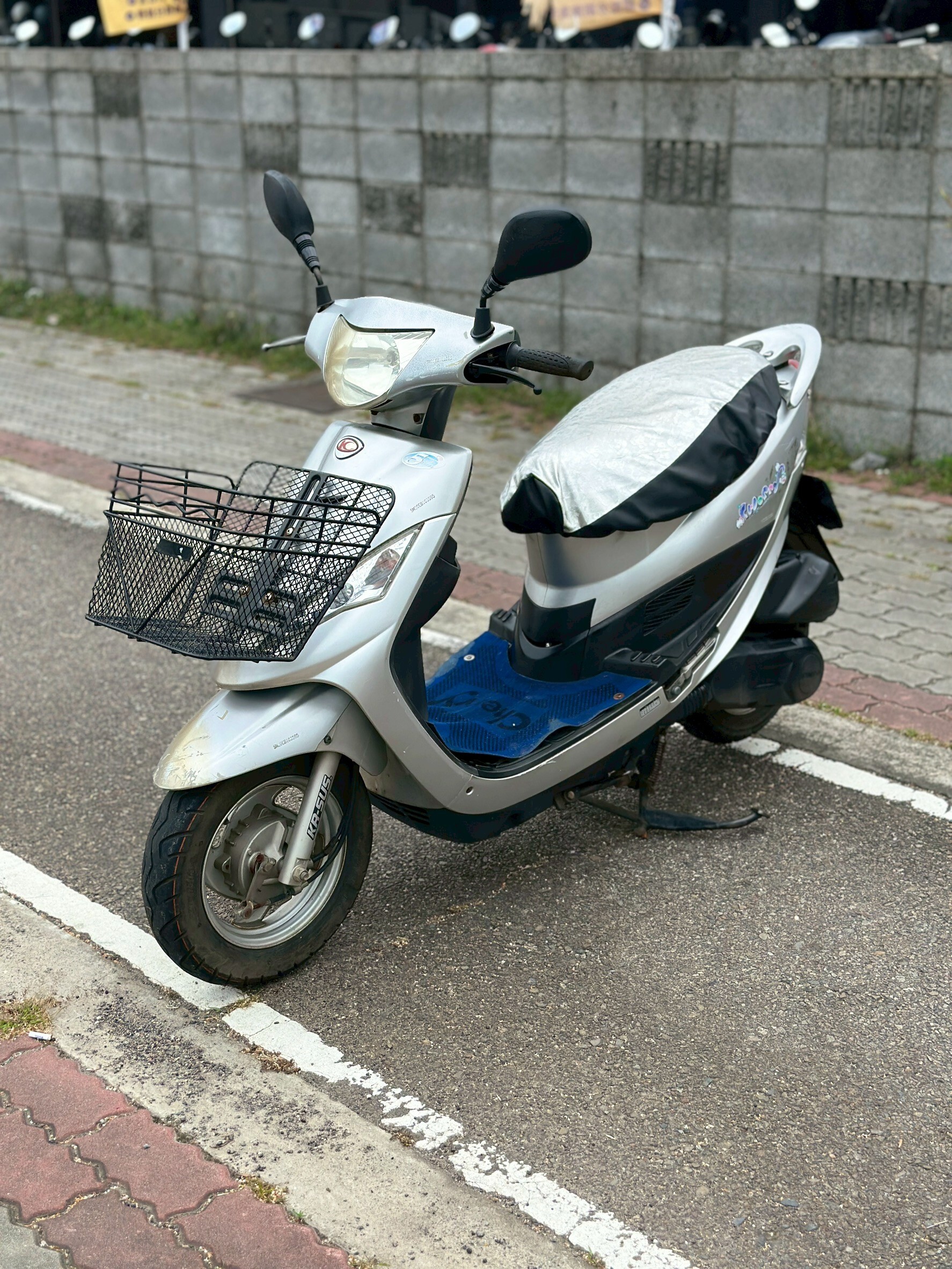 LINE_ALBUM_2009 光陽 俏麗 100 _217 218xxKM $18,000 現況車_260504_1