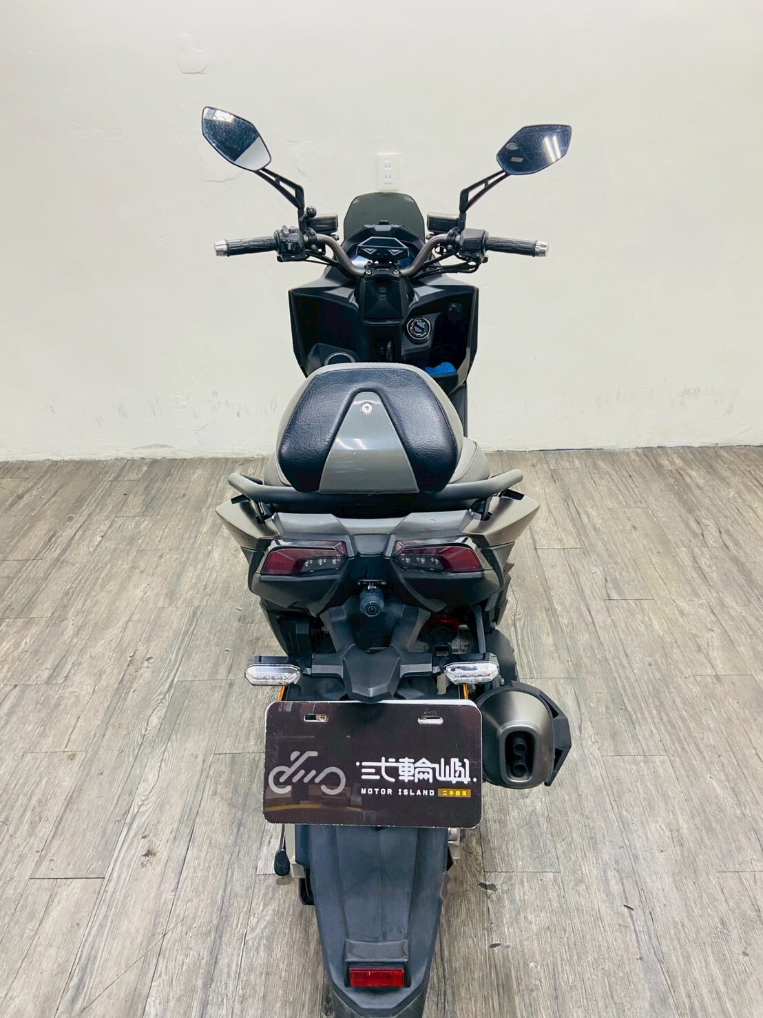 LINE_ALBUM_2023 光陽 ROMA GT 180 _5768 $86000 里程12XXX_260505_6