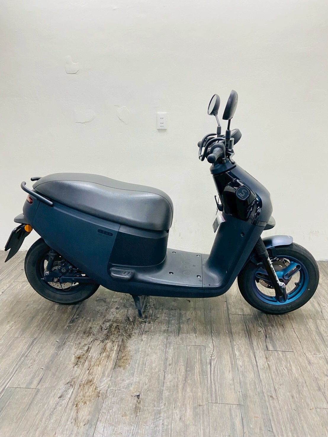 LINE_ALBUM_2020 睿能 GOGORO S3 ABS _6812 $30000 里程20XXX_260505_4