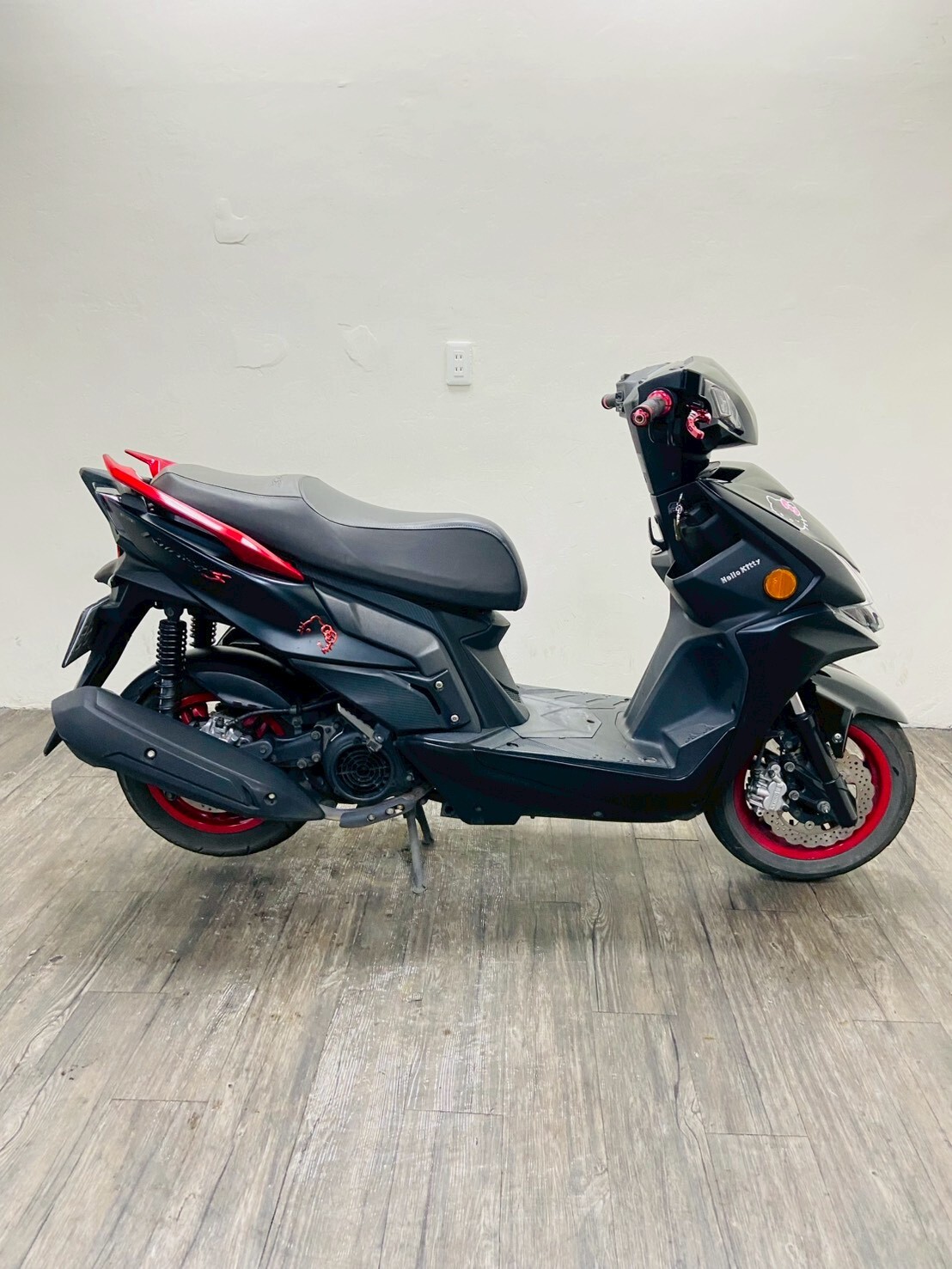 LINE_ALBUM_2023 光陽 雷霆S 125 雙碟 _1135 $52000 里程18xxx_260507_5