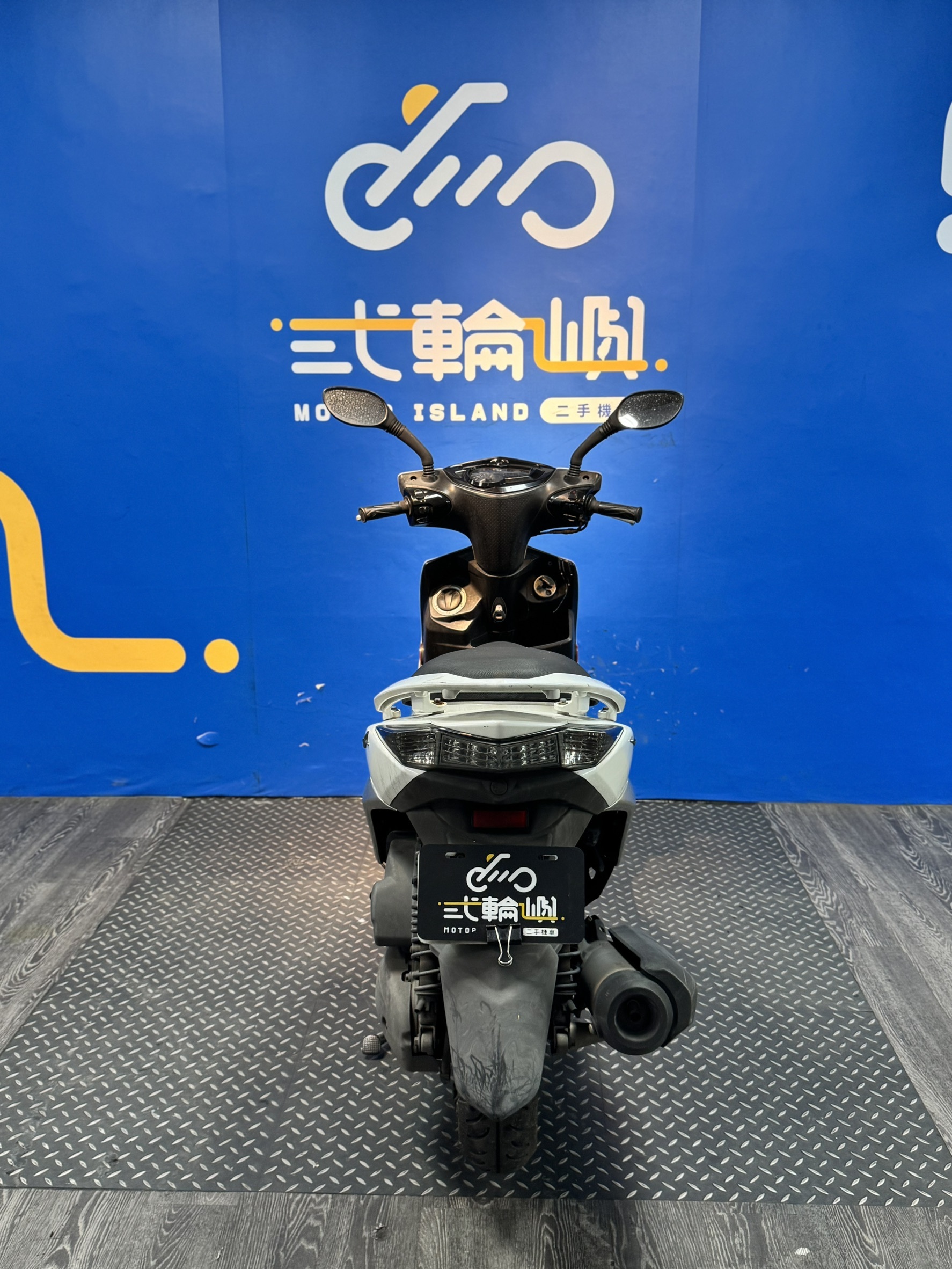 line_oa_chat_260508_203754_group_4
