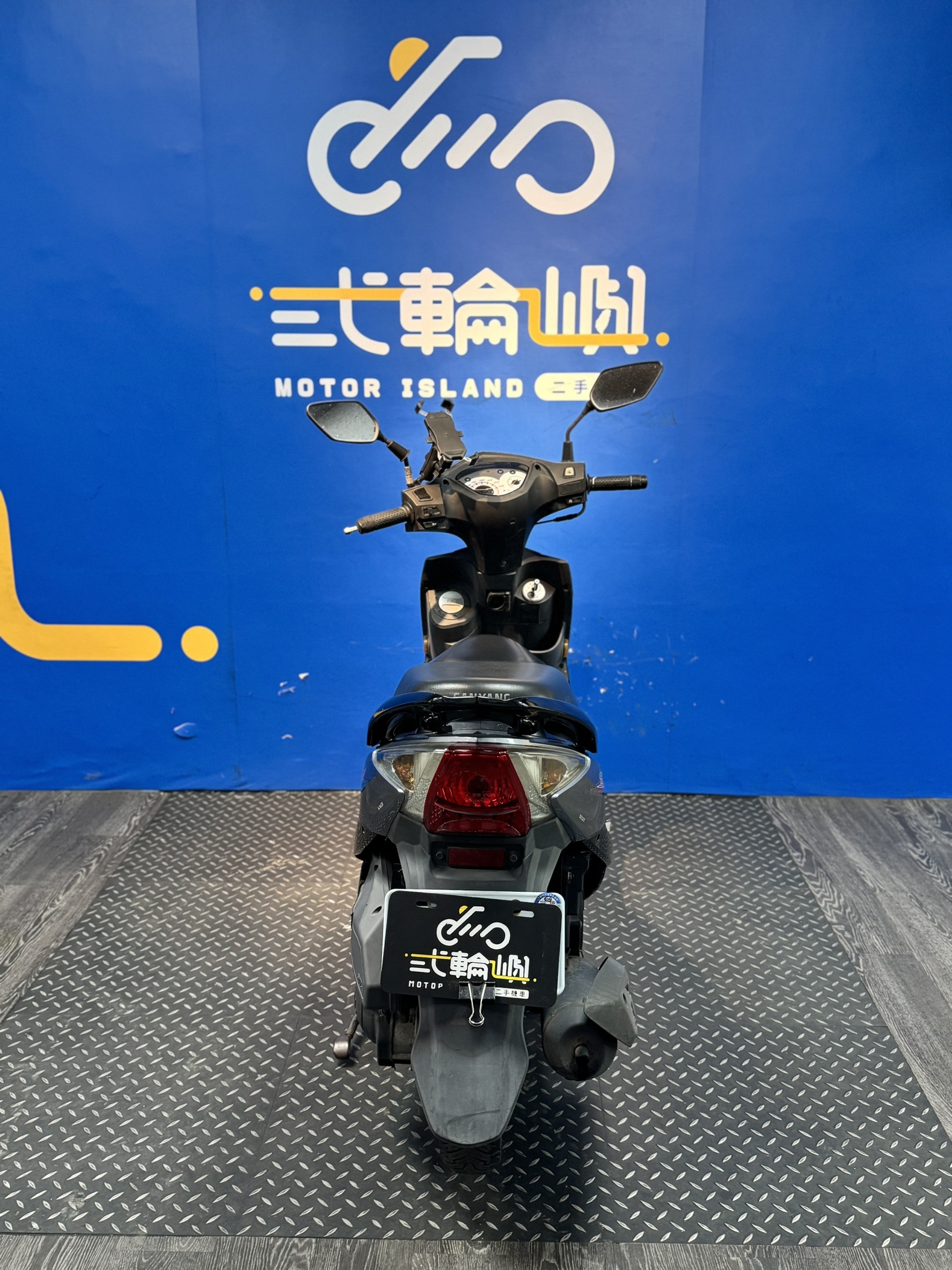 line_oa_chat_260508_203806_group_4