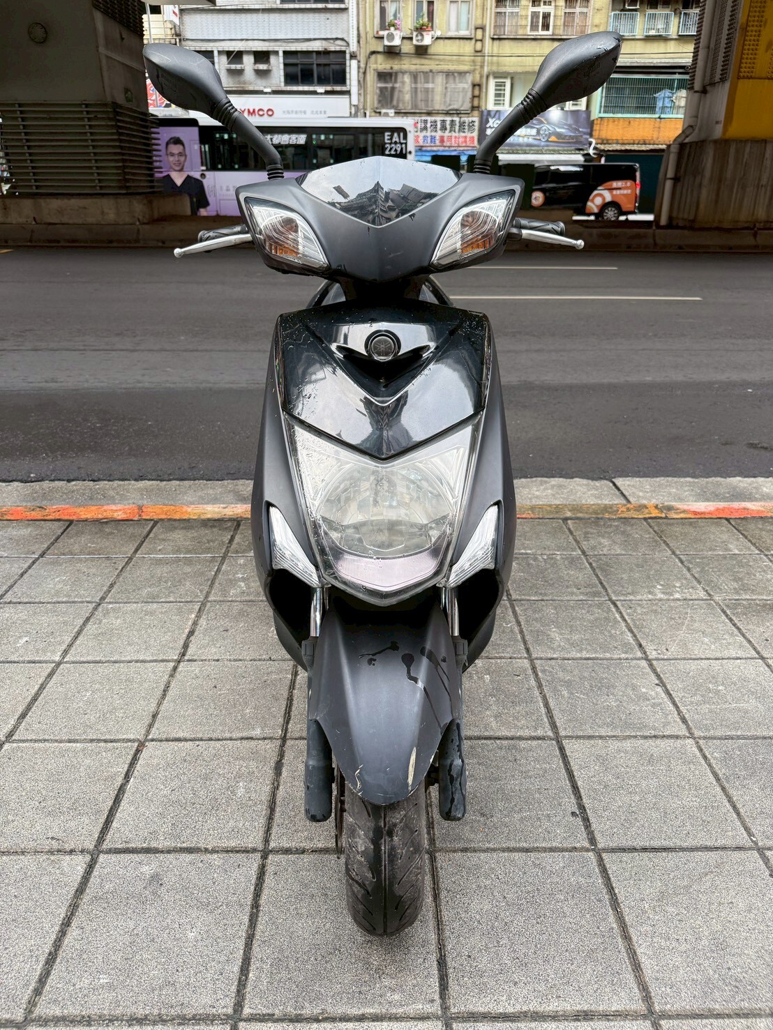 LINE_ALBUM__893_260511_5