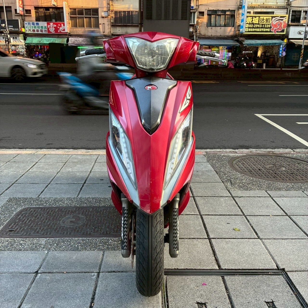 LINE_ALBUM_G6_601_260511_1