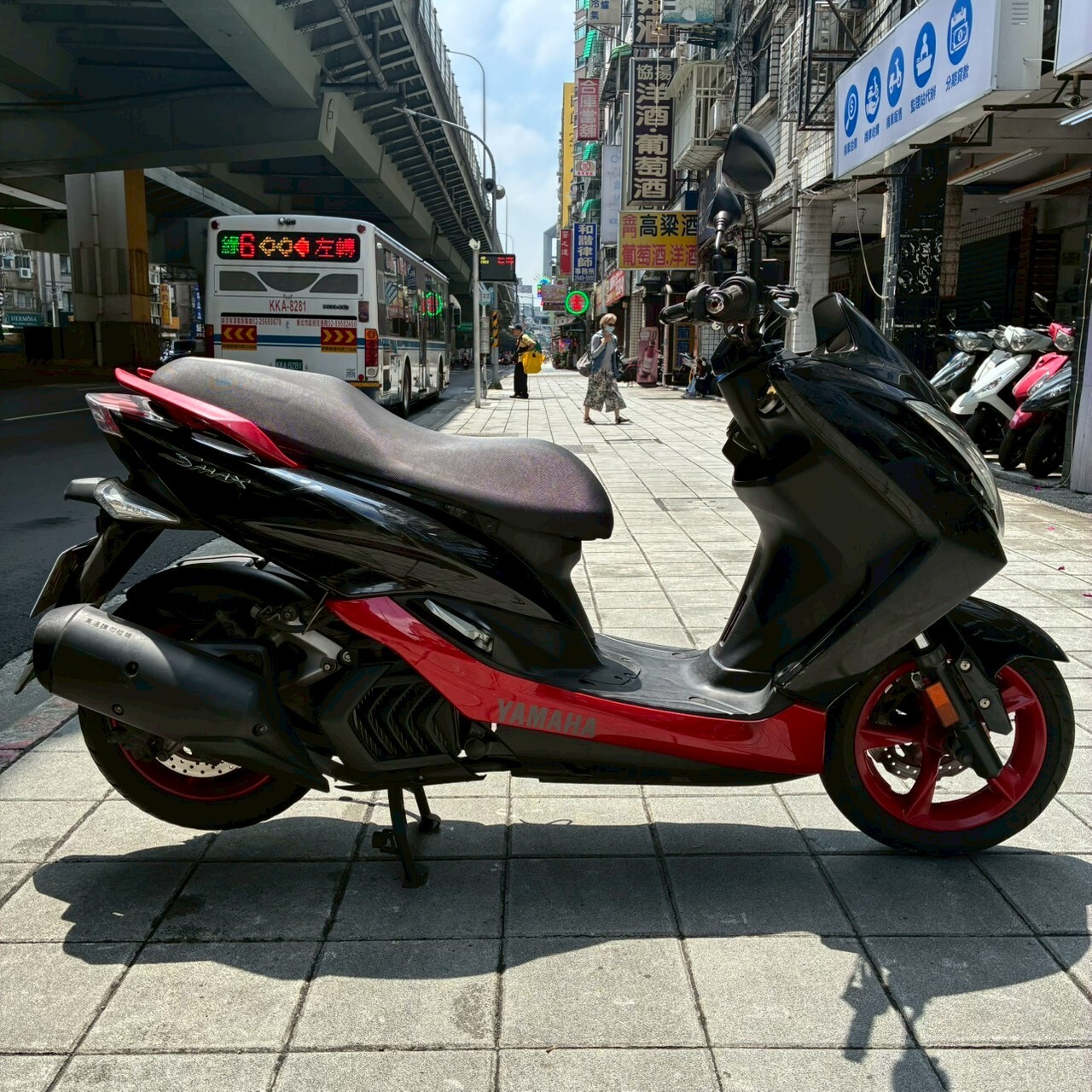 LINE_ALBUM_SMAX_1175_260511_4