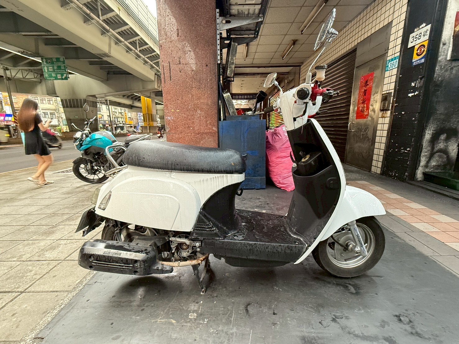 LINE_ALBUM__100_260511_5