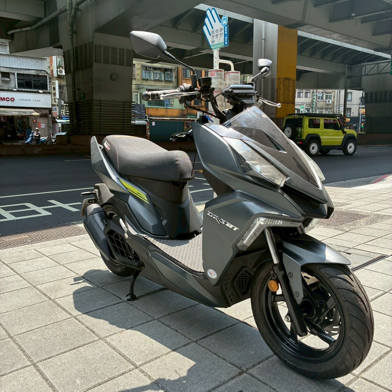 LINE_ALBUM__6175_260511_3