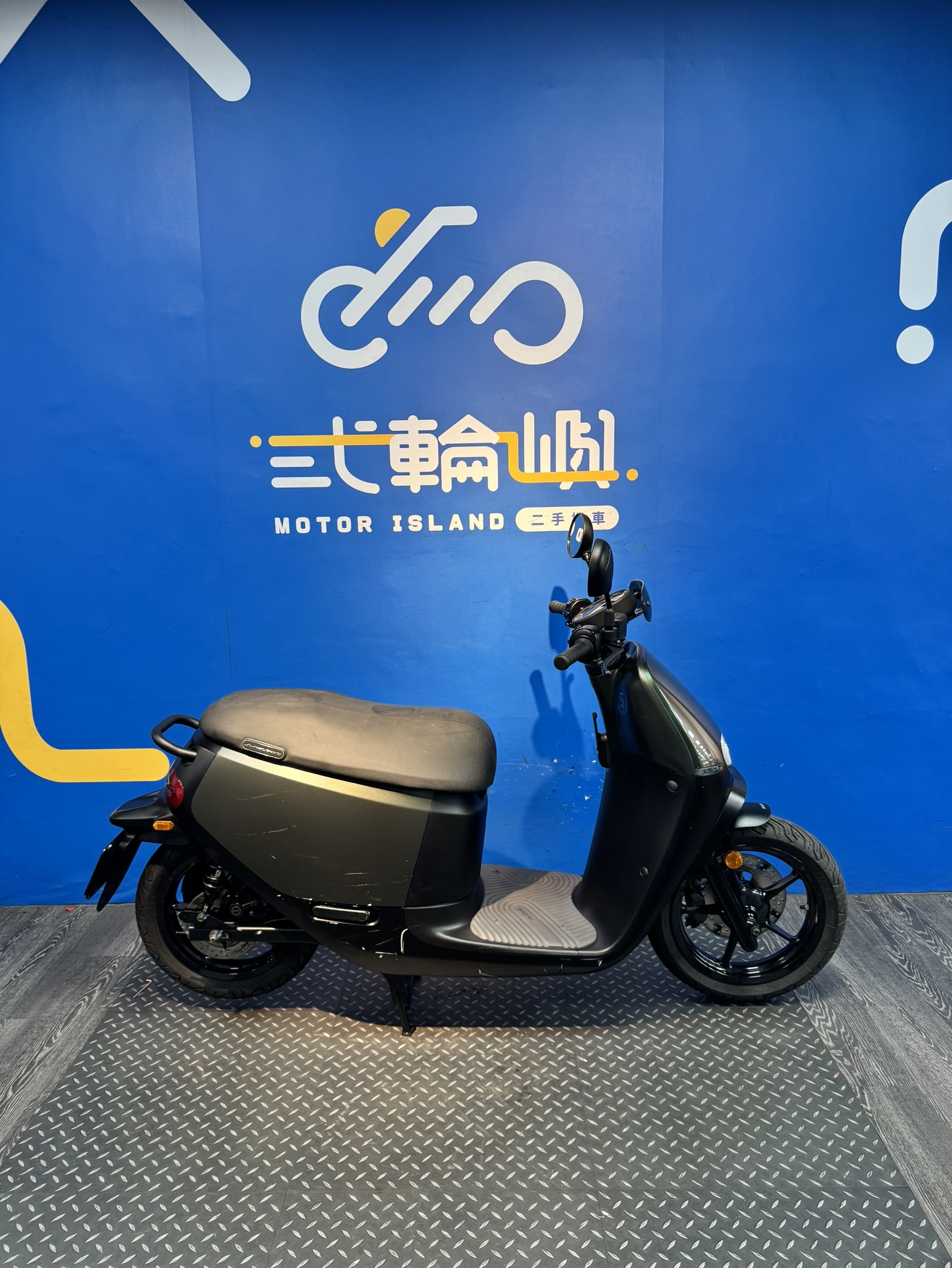 line_oa_chat_260512_185958_group_3